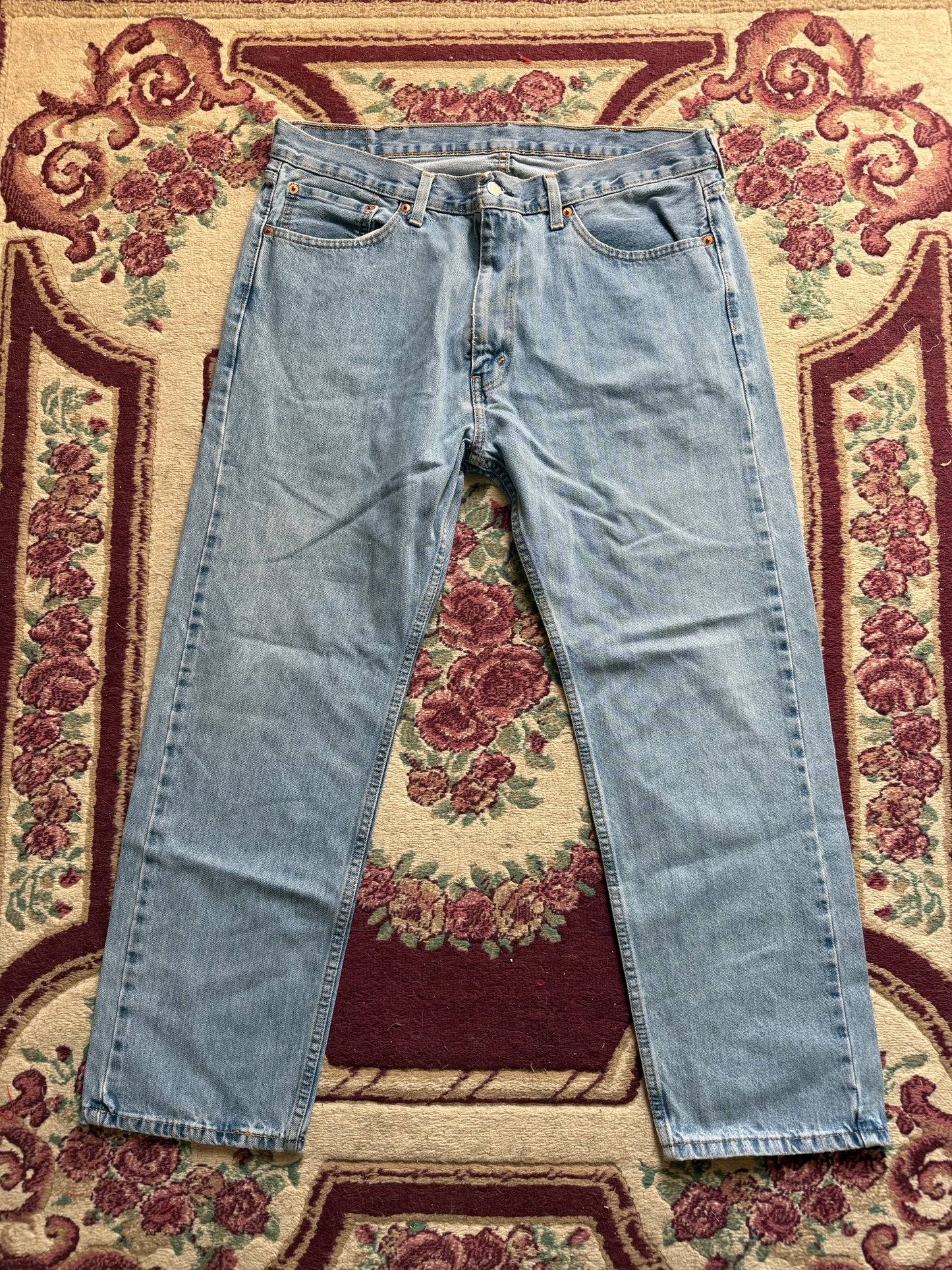 35” Levi’s 505