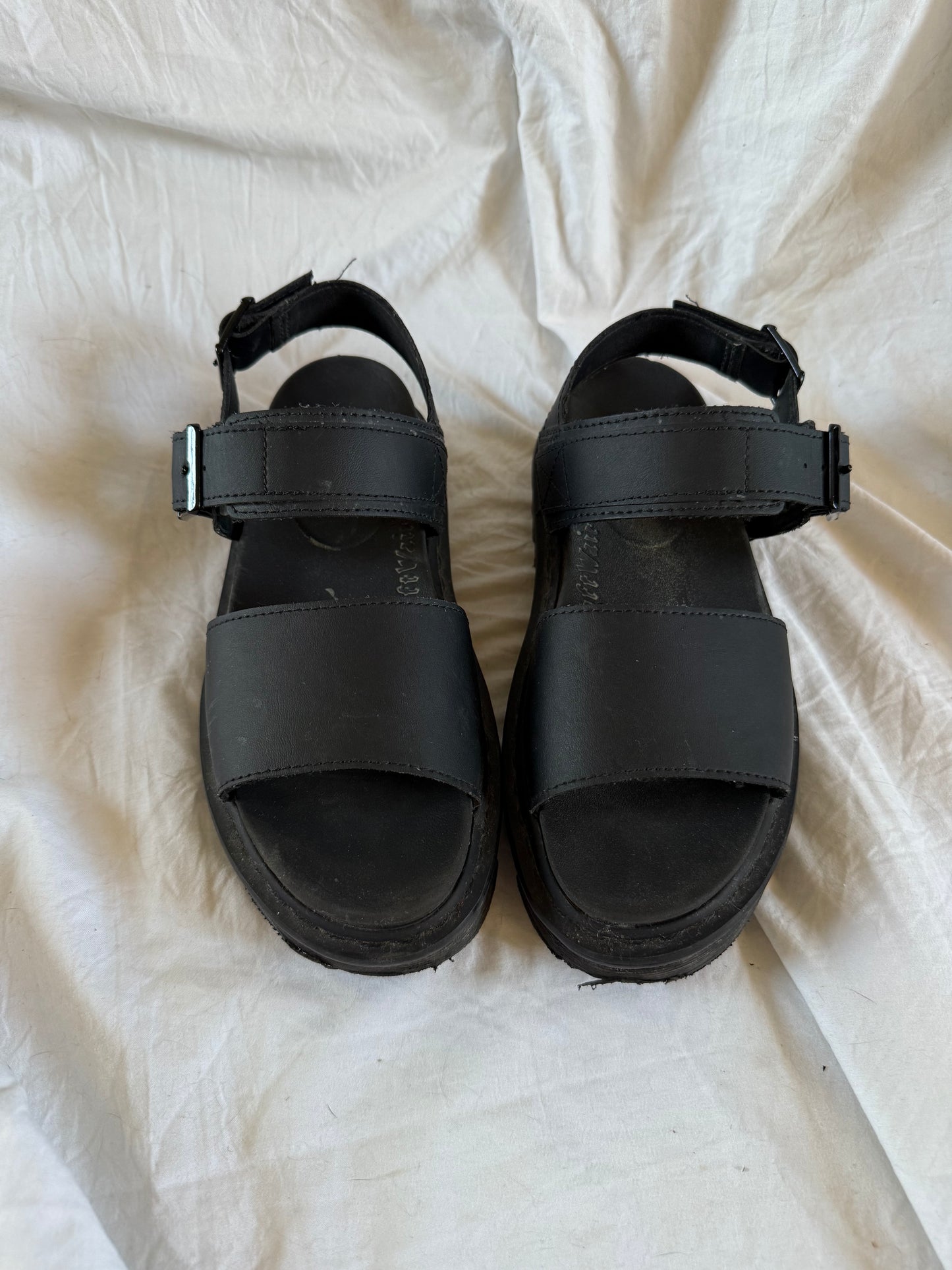 Voss Sandals