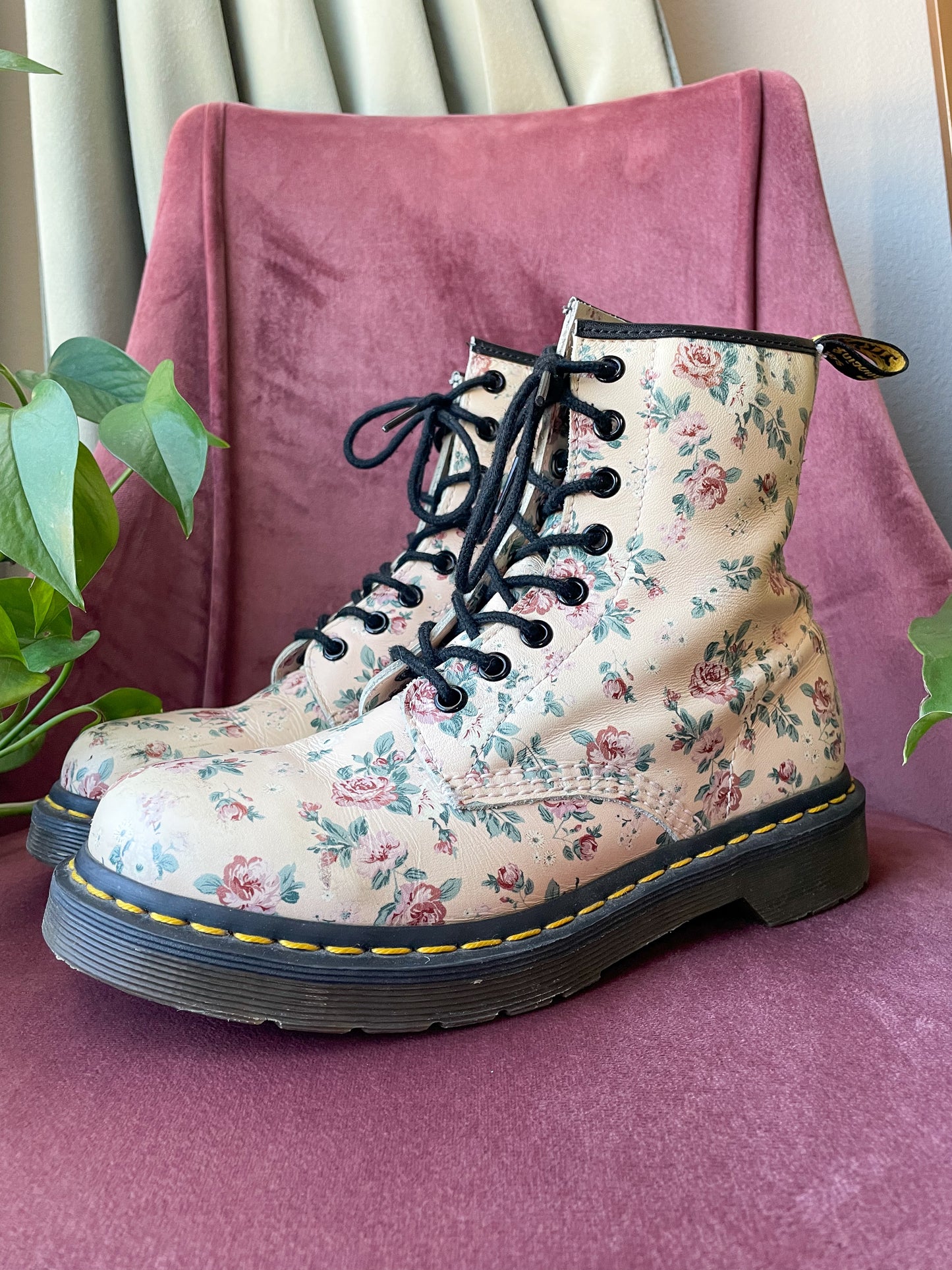 Antique Rose 1460
