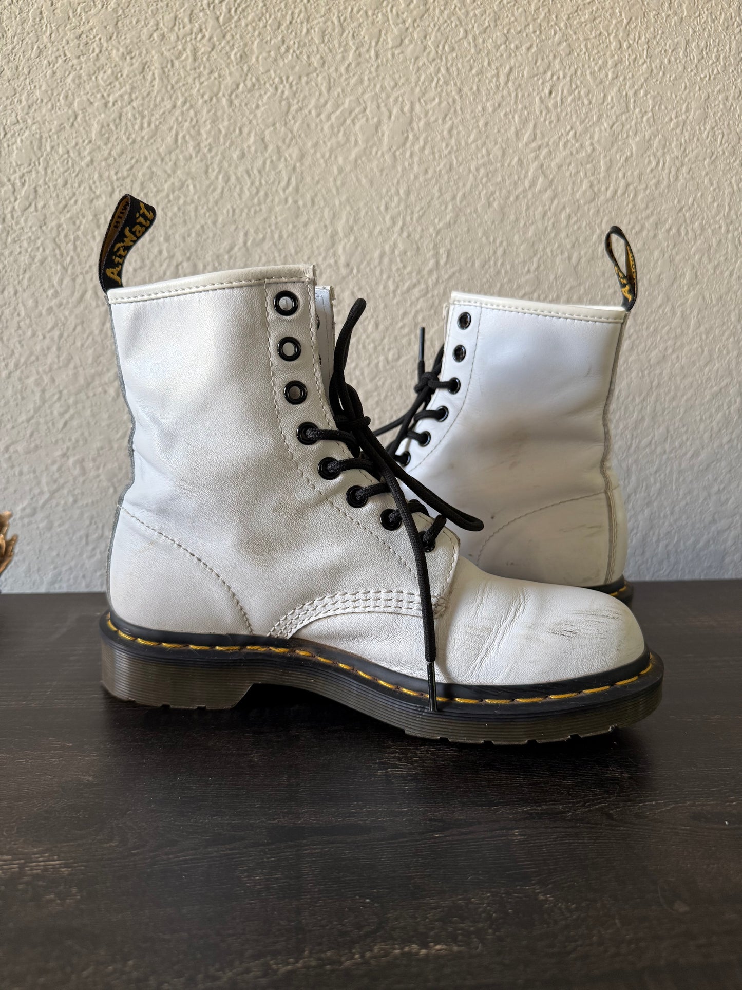 Nubuck White 1460