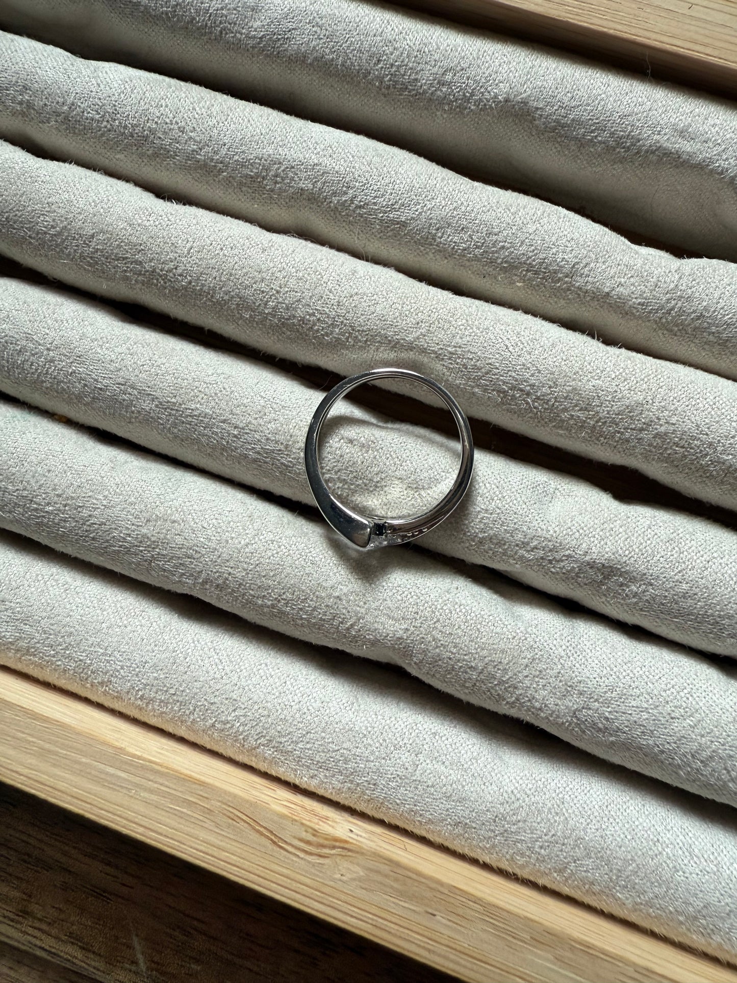 Clear Stone Band (5)