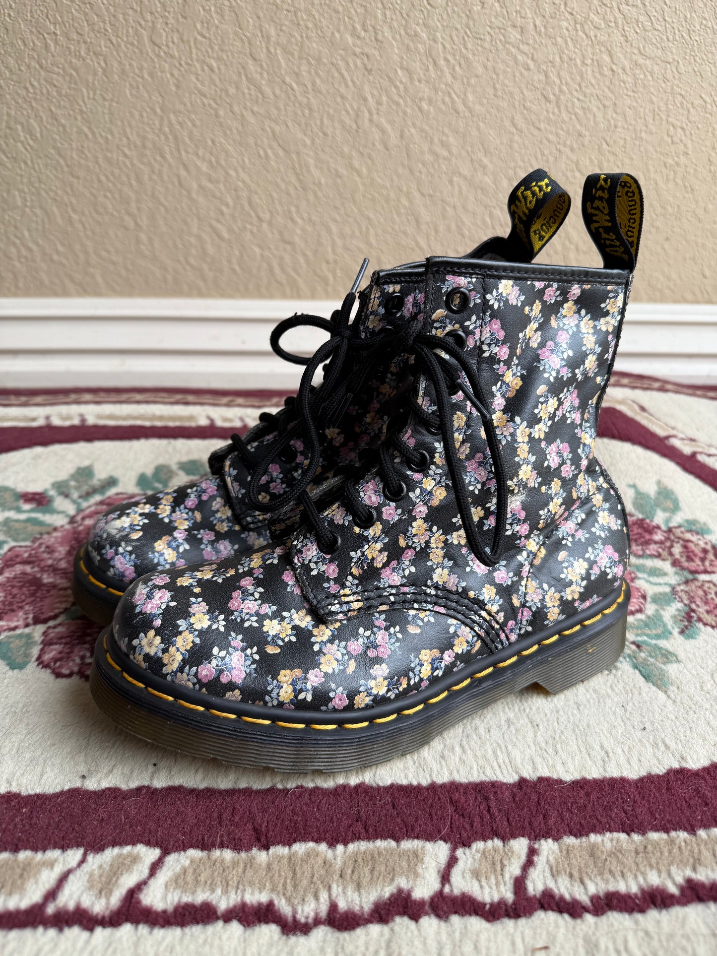 Floral Black 1460