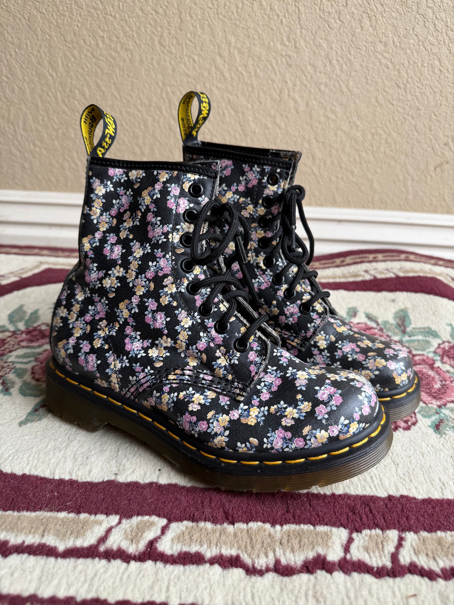 Floral Black 1460