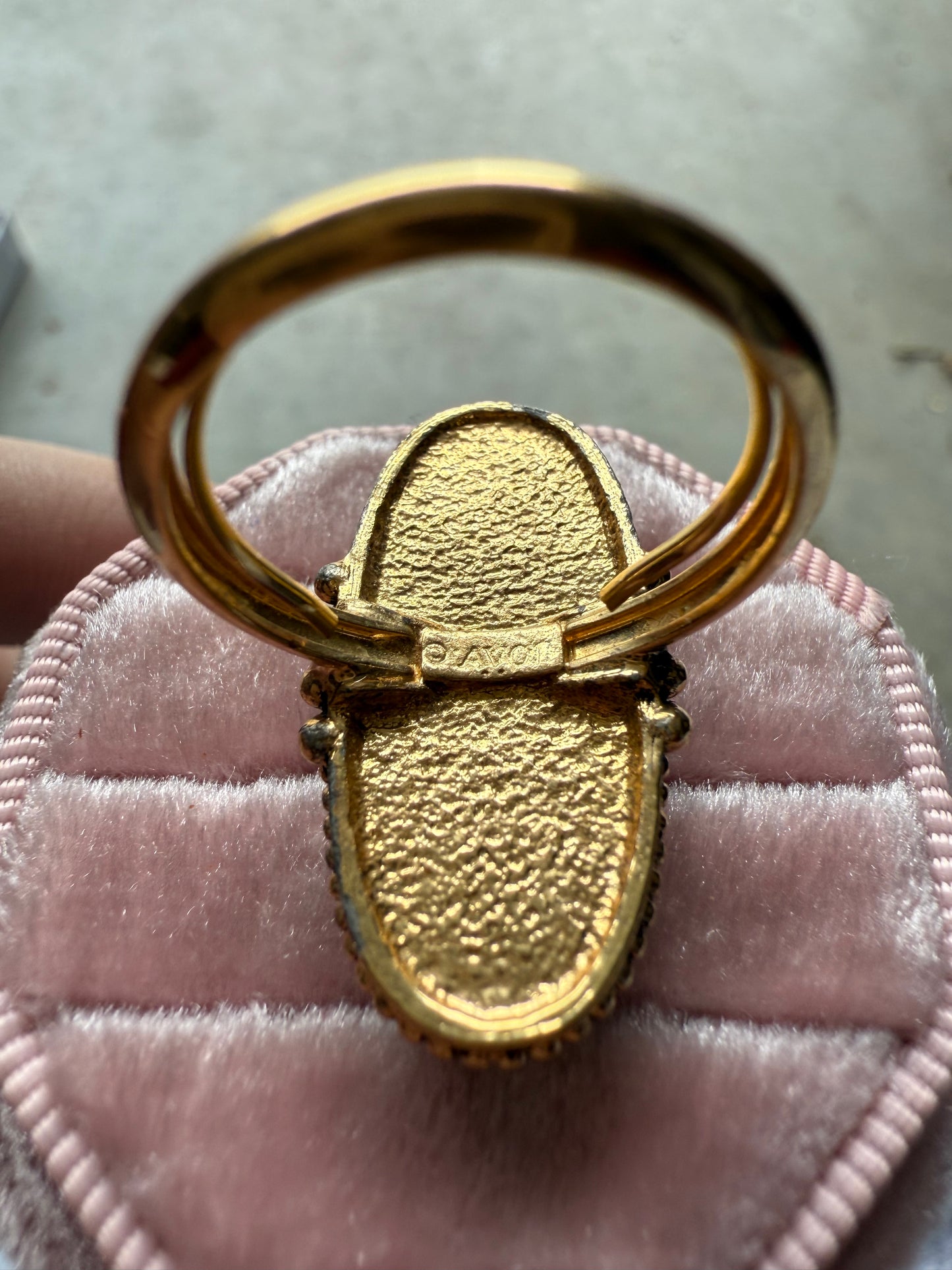 Avon Shimmering Sands Ring (7-9)