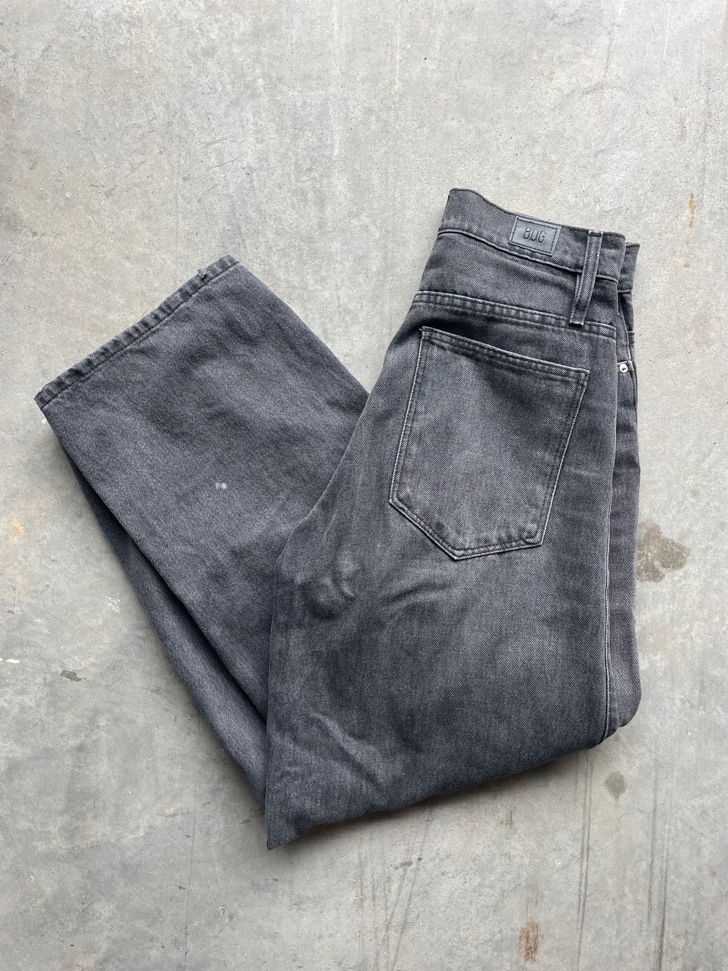 (28") BDG Jeans