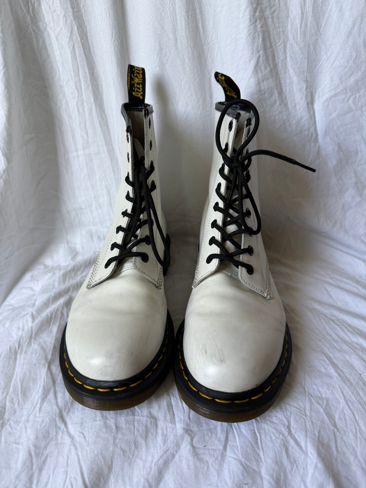 White 1460