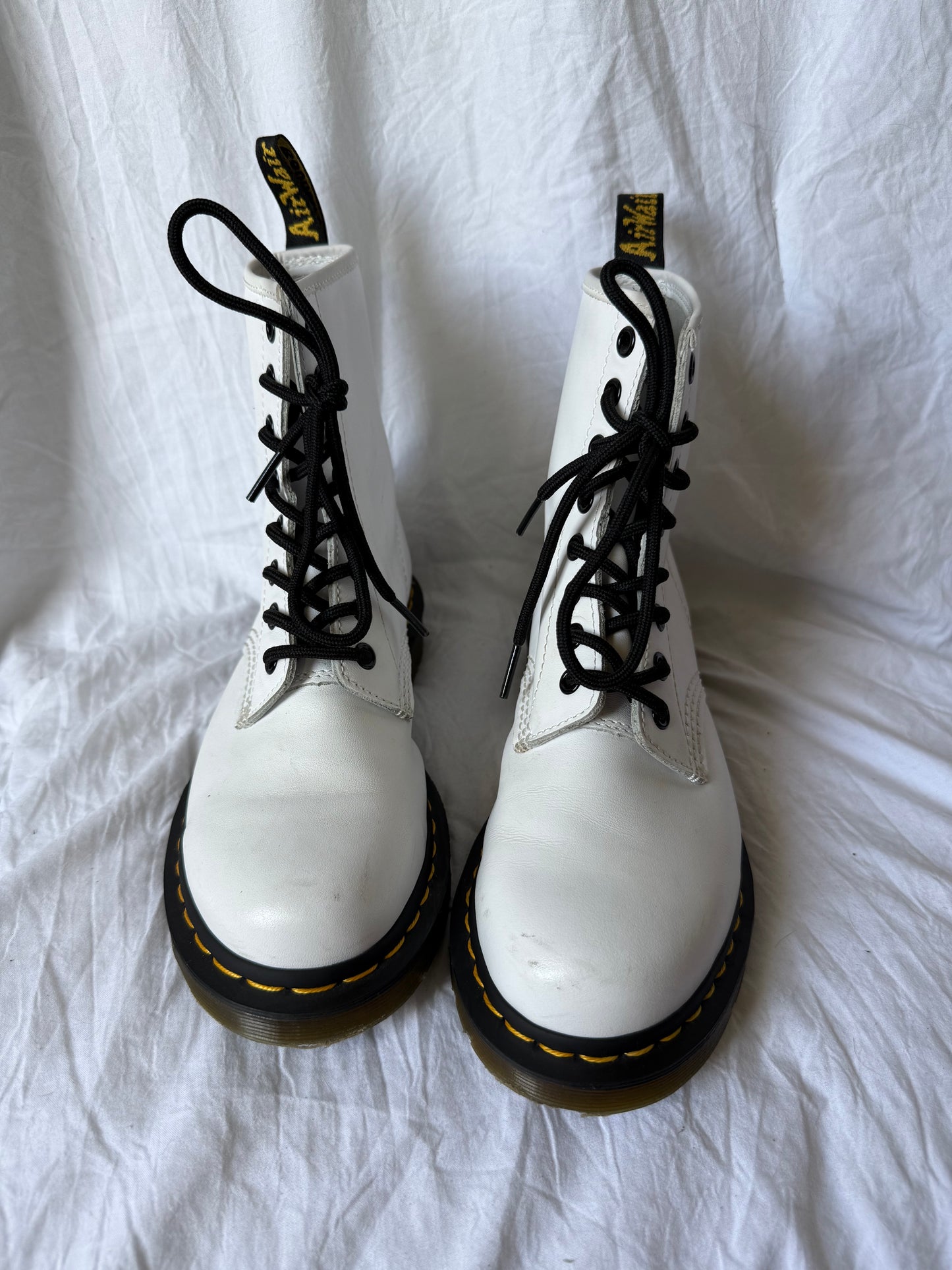 White Nubuck 1460