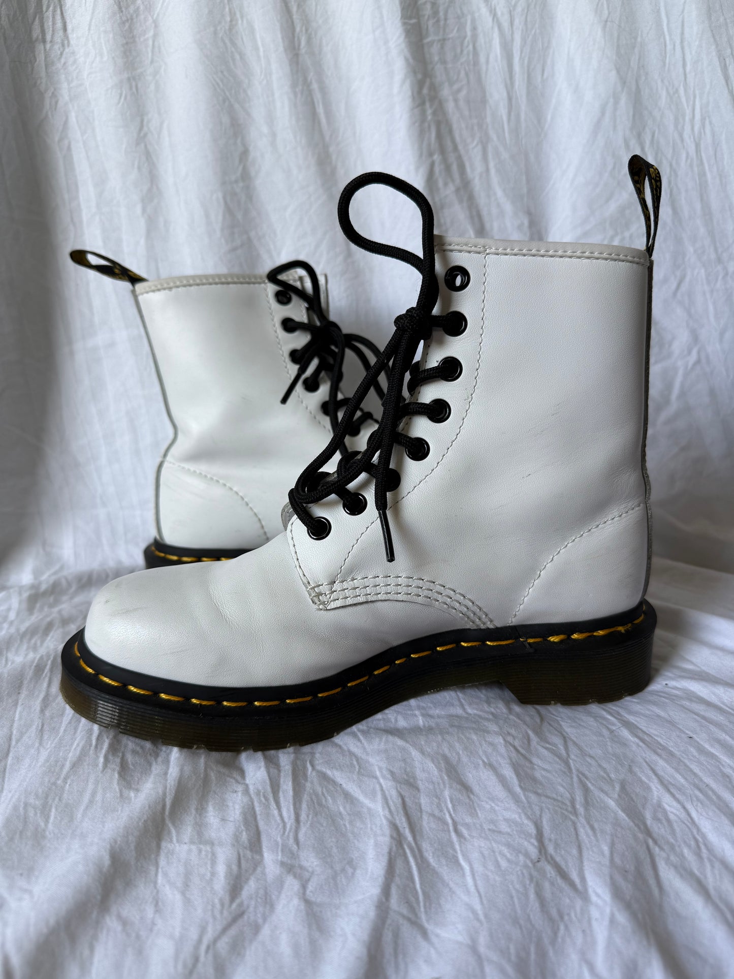White Nubuck 1460