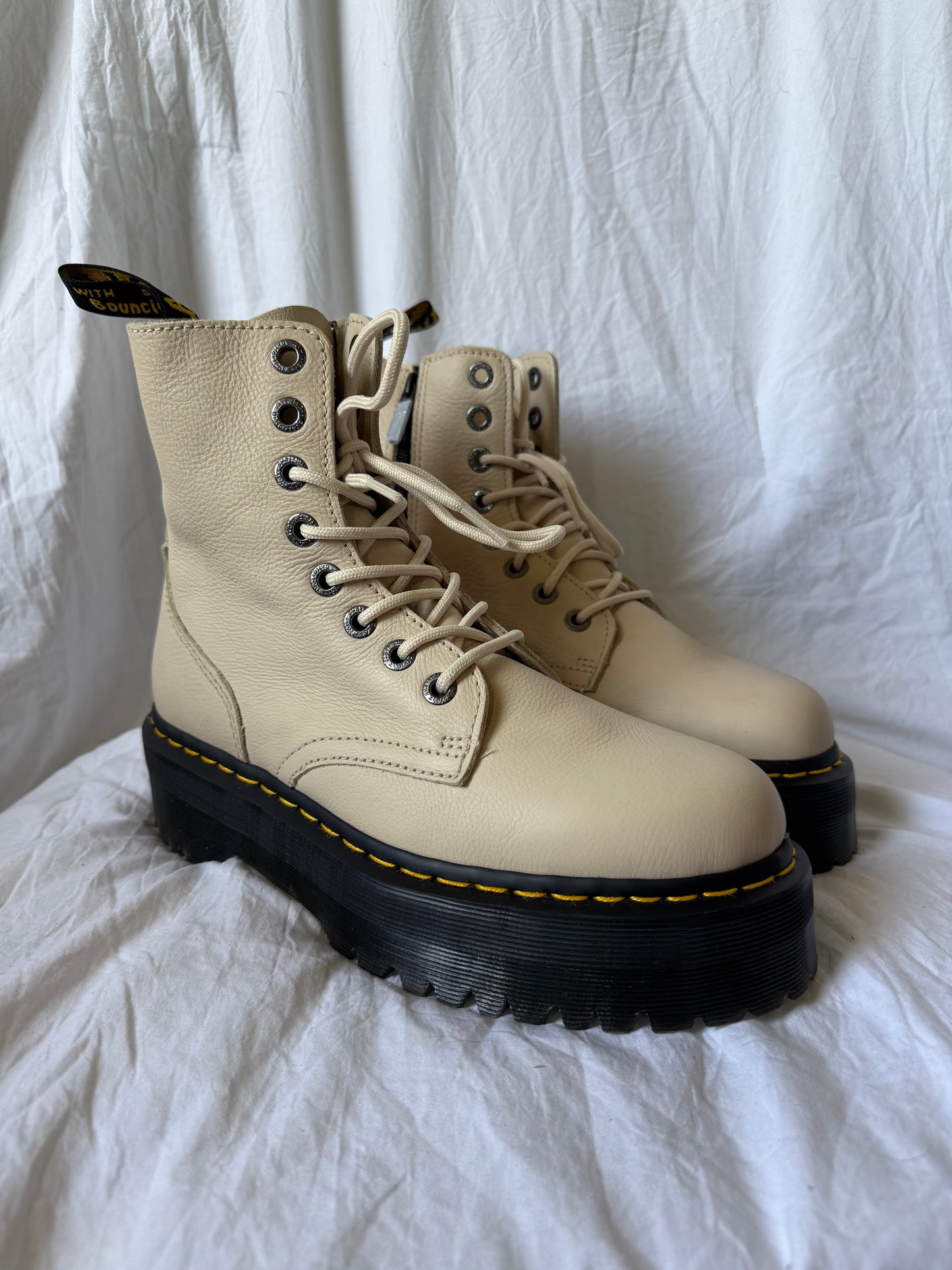 Cream Pisa Jadon