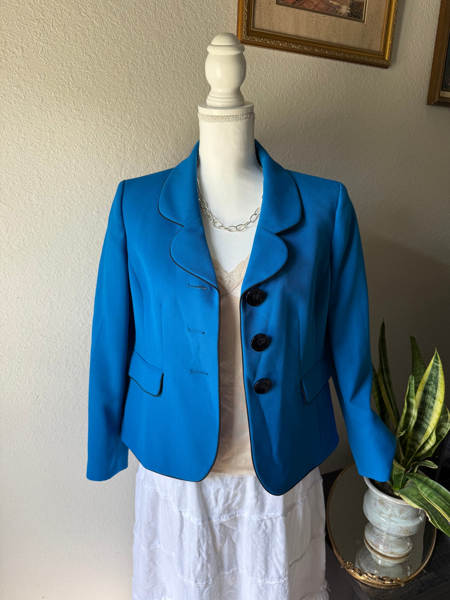 M - Blue Blazer