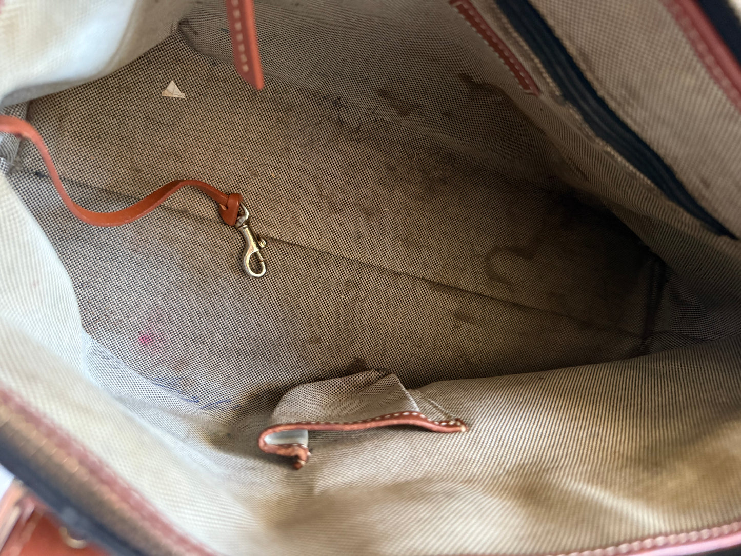 Dooney & Bourke Bag