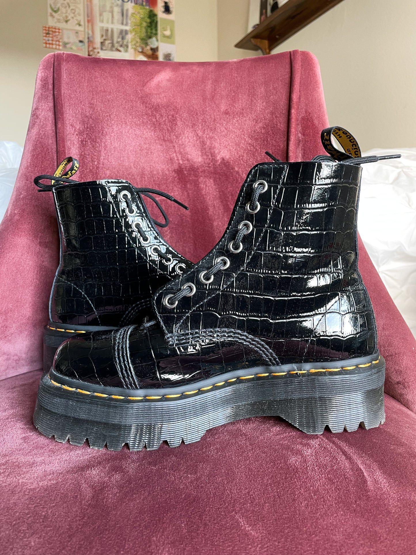Croc Skin Sinclair