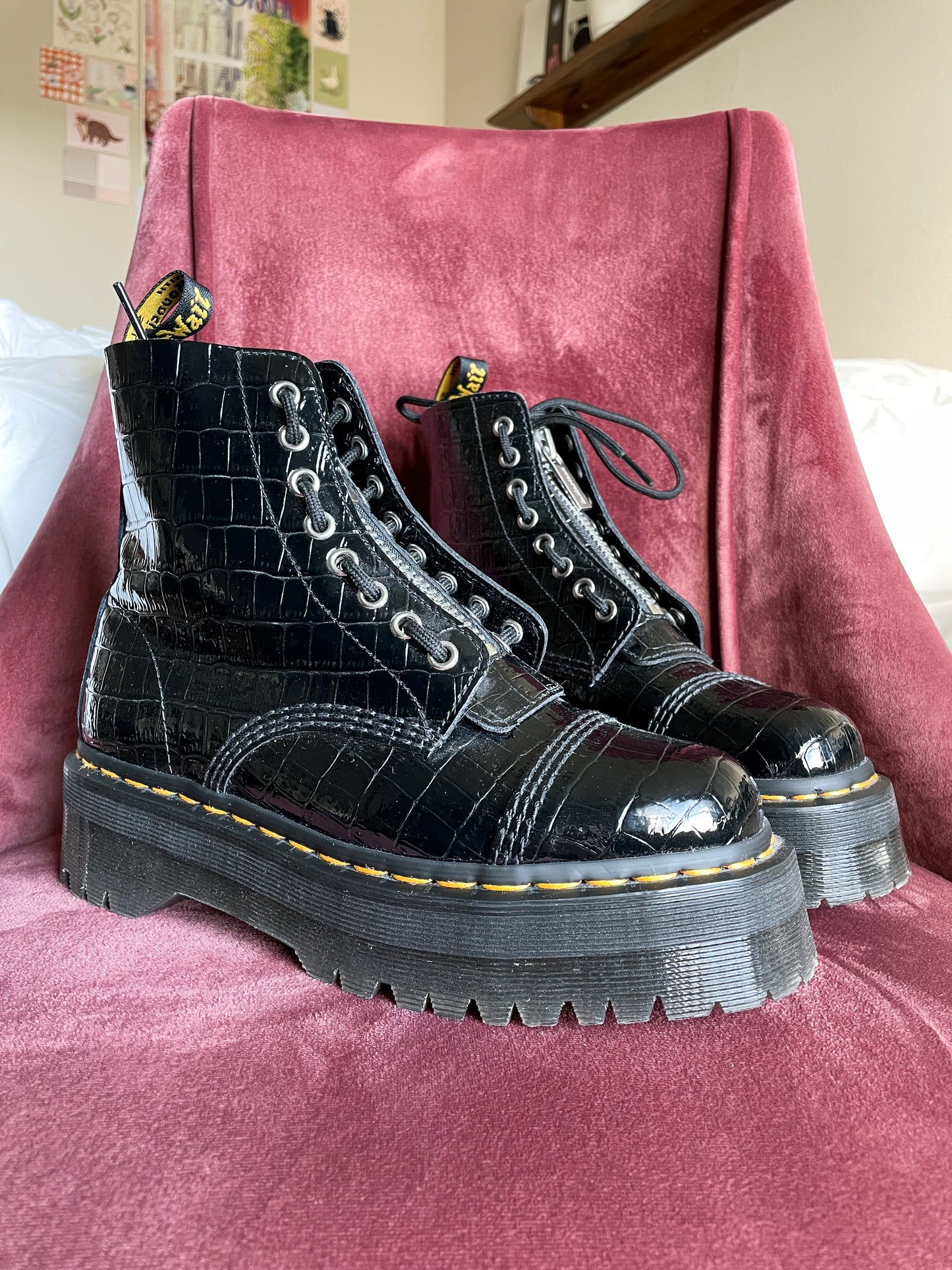 Croc Skin Sinclair
