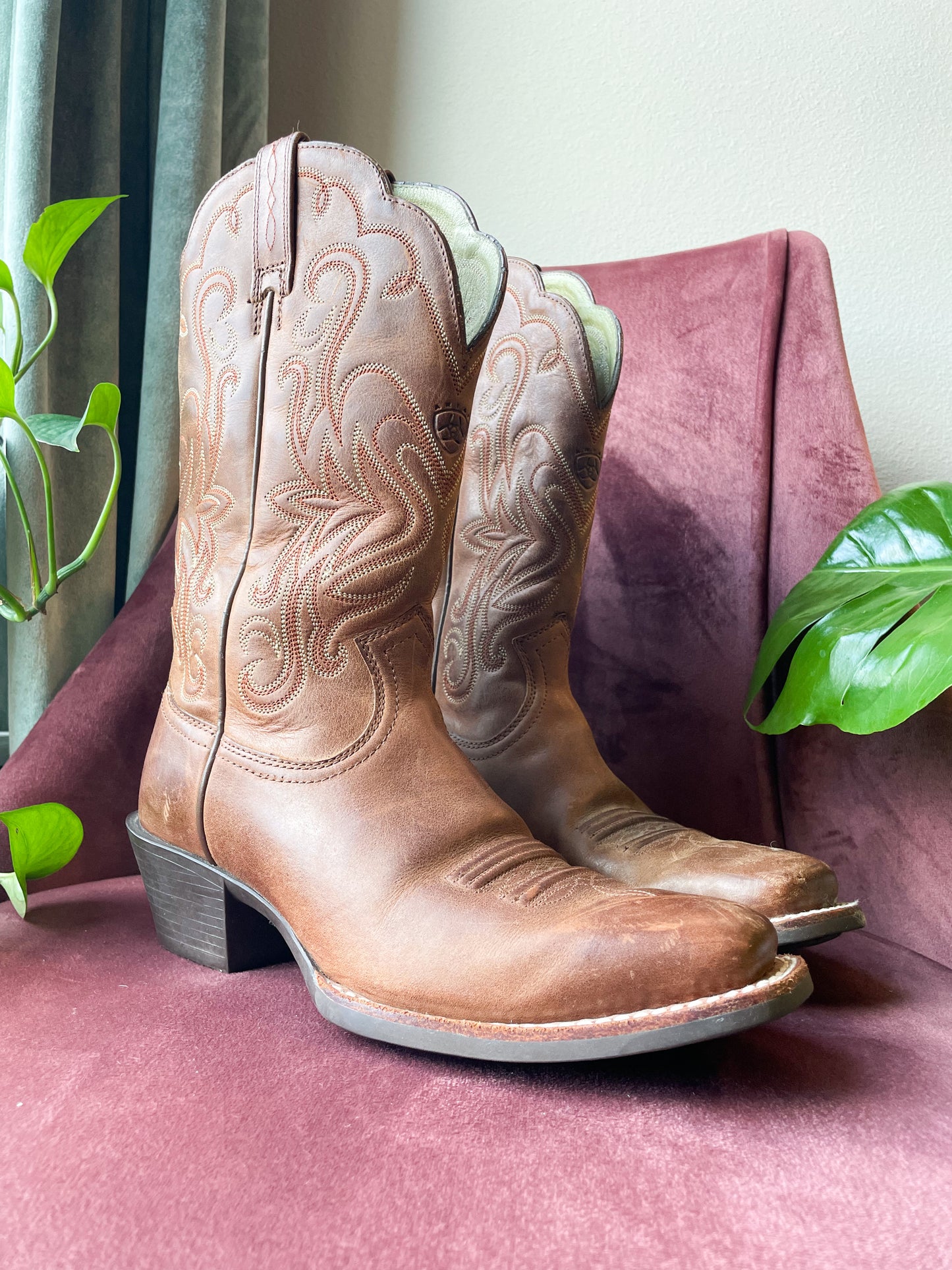 Light Brown Ariat