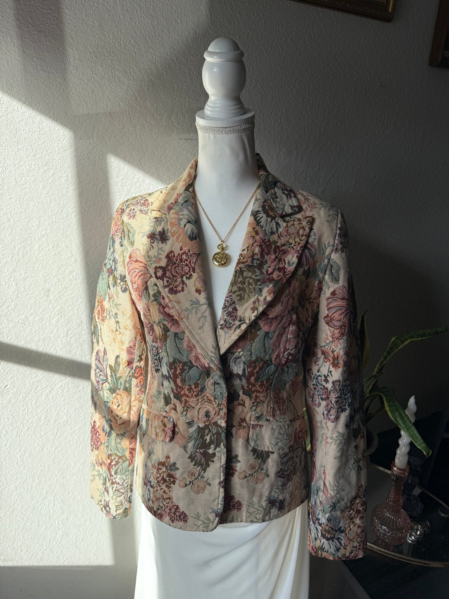 Floral Tapestry Blazer