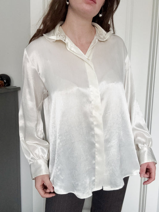 Shiny Susan Bristol Silk Buttonup