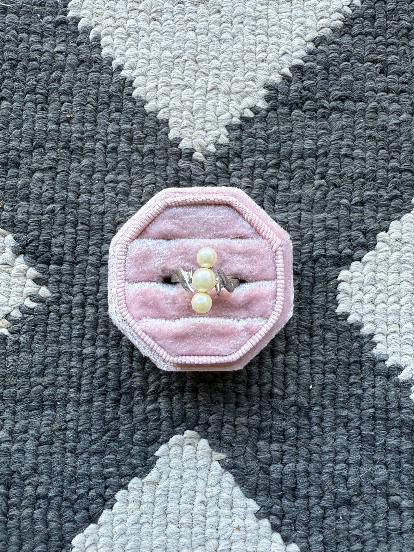 Sterling Three Pearls Ring (6.25)