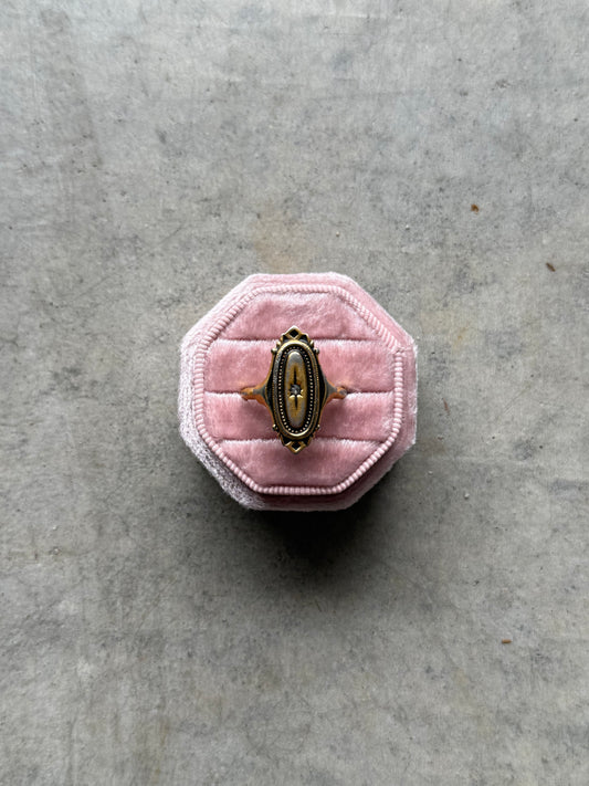 Avon Kensington Ring (6.5-8.5)