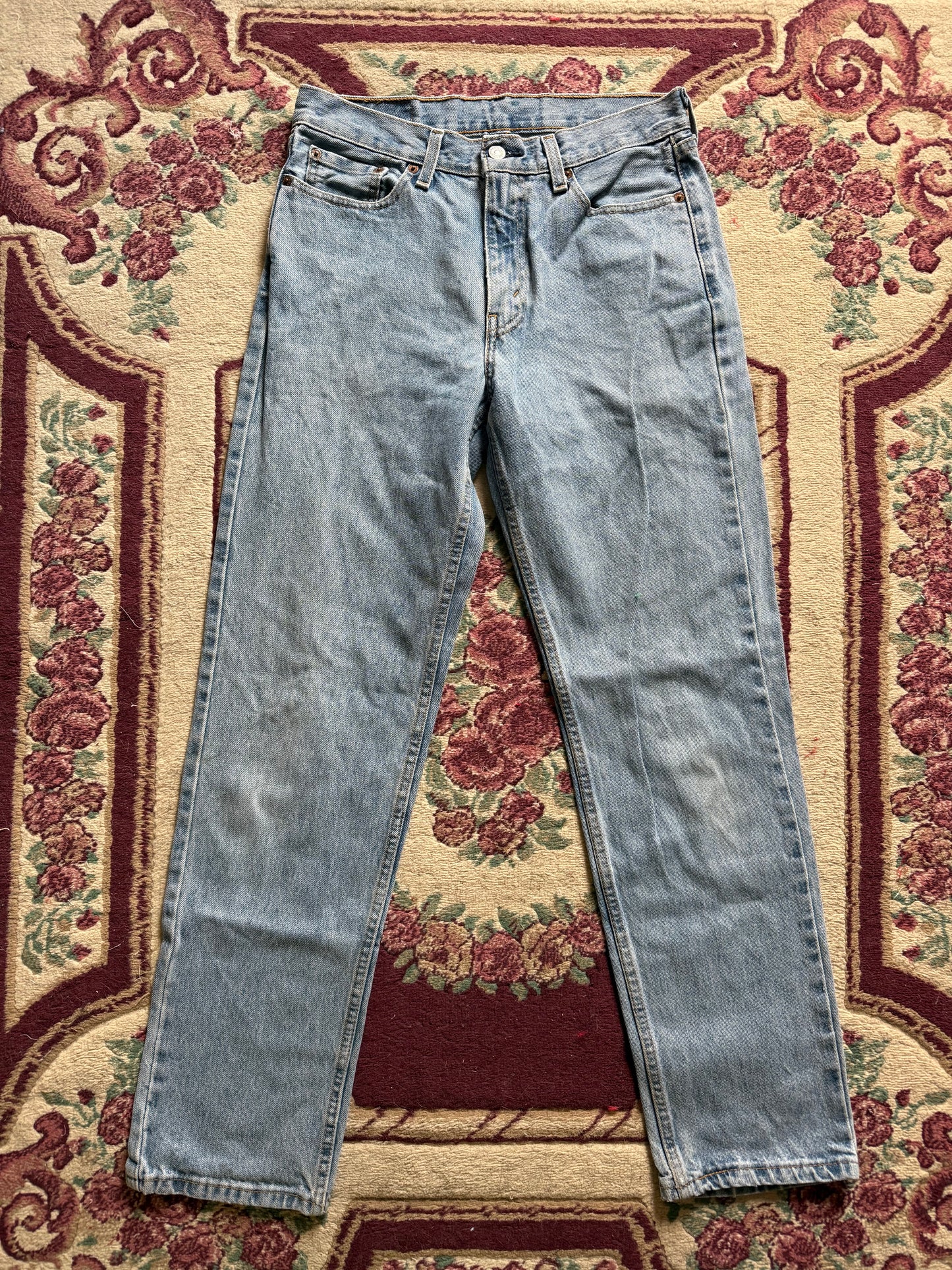 29” Levi’s 550