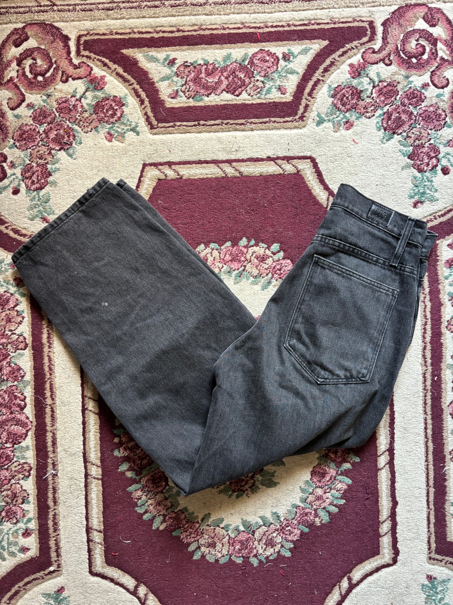 (28”) BDG Jeans