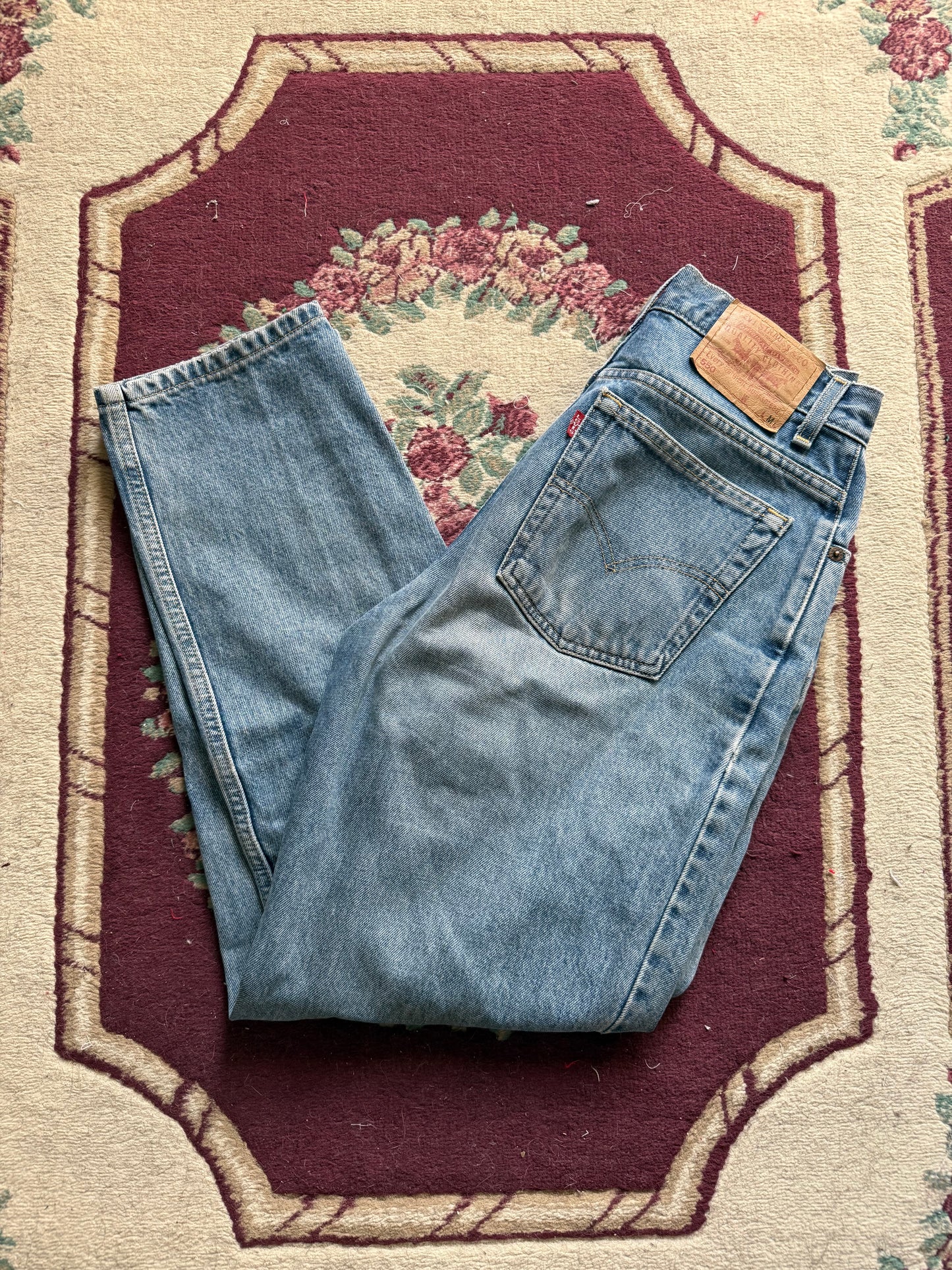 28” Levi’s 550