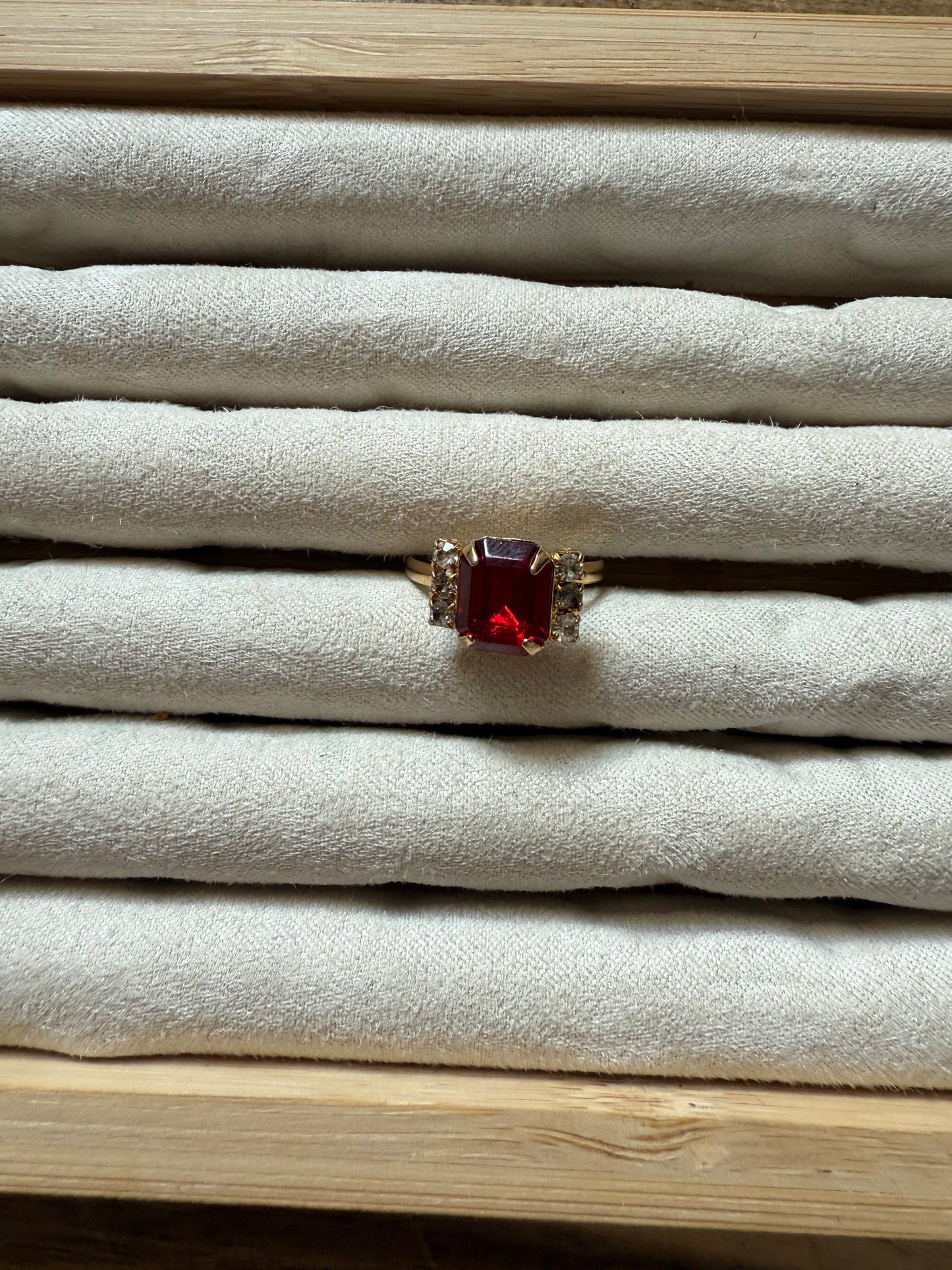 Adjustable Red & Gold (8-10)