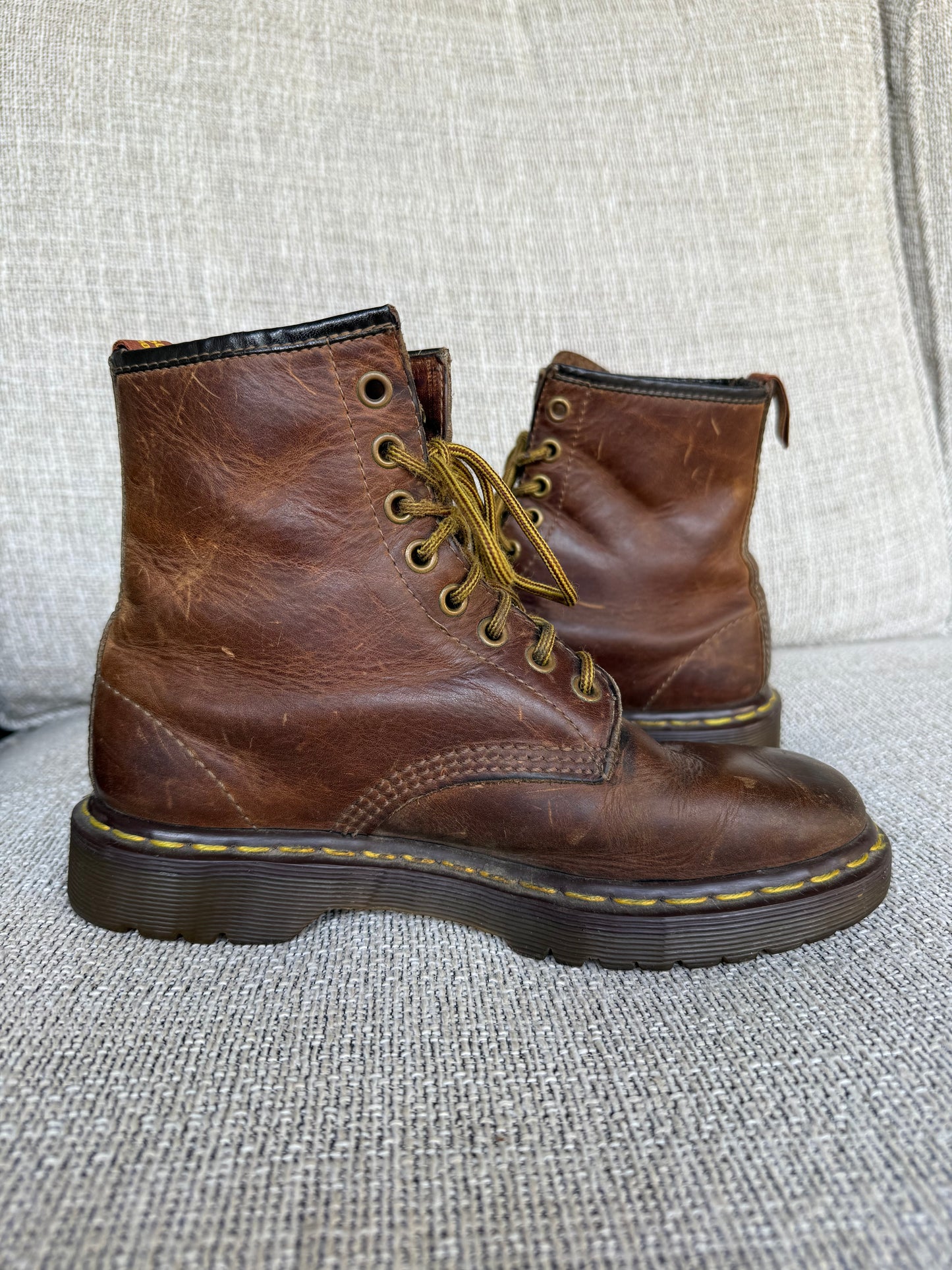Vintage Brown 1460