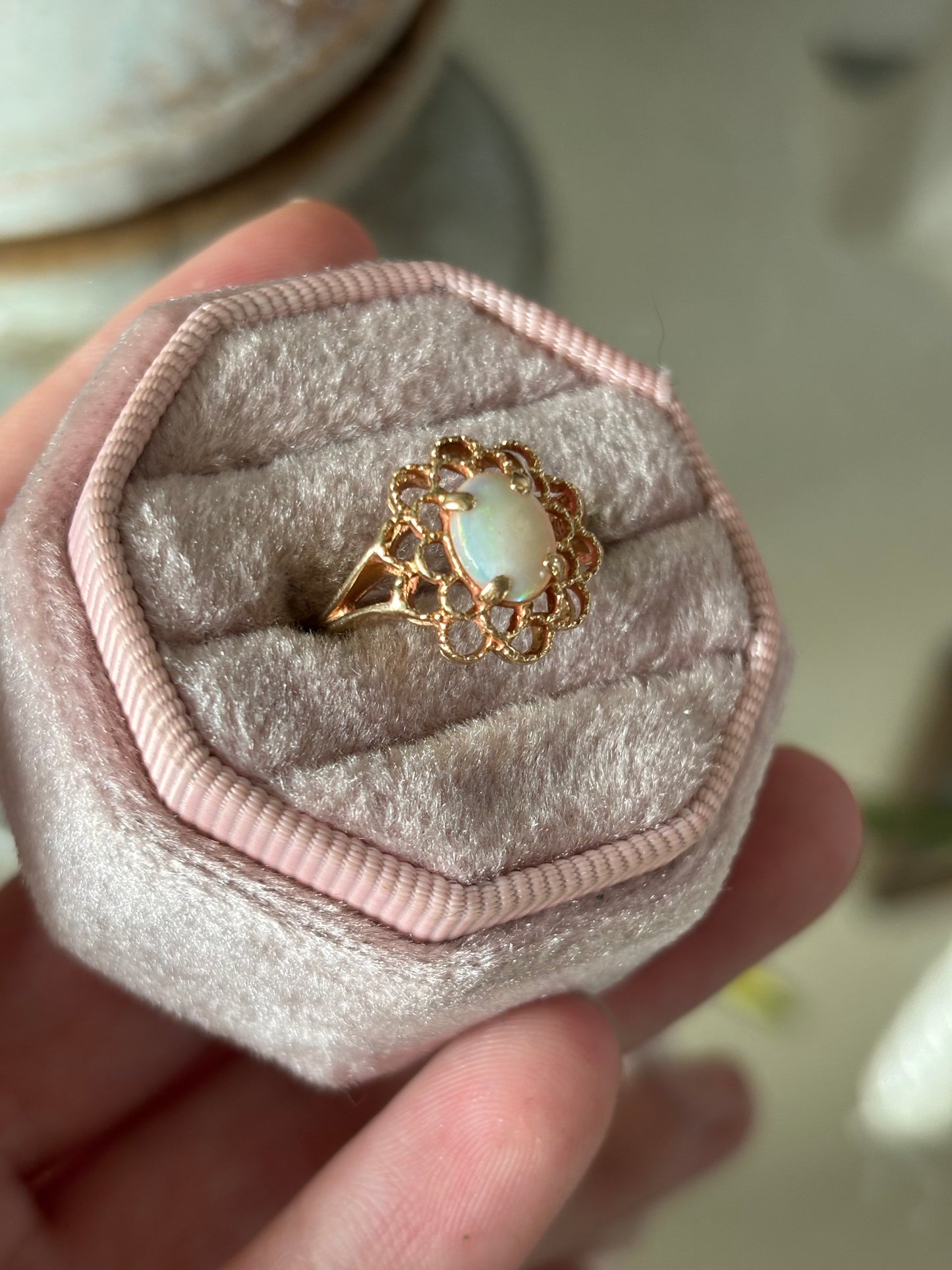 14k Yellow Gold Opal Cabochon Filigree Ring
