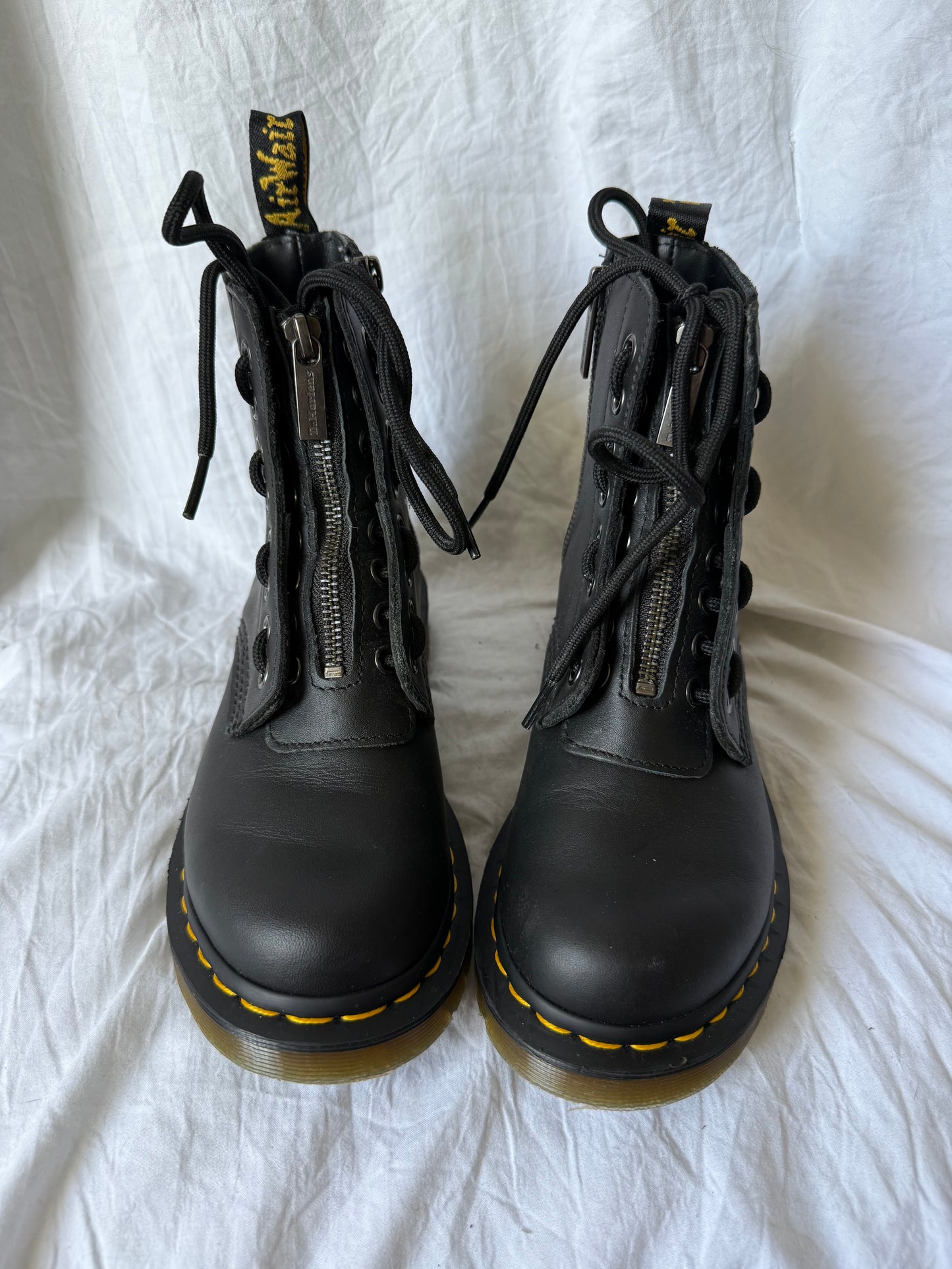 Zipped 1460