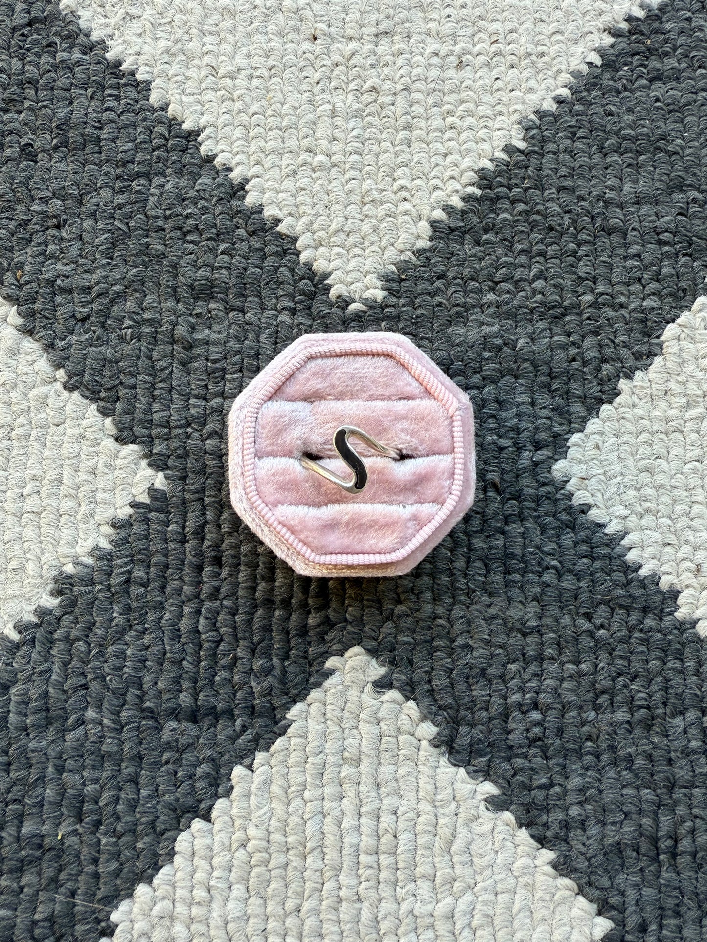 Sterling Black Wavy Ring (7.5)