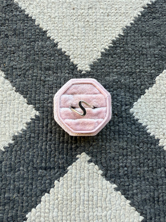 Sterling Black Wavy Ring (7.5)