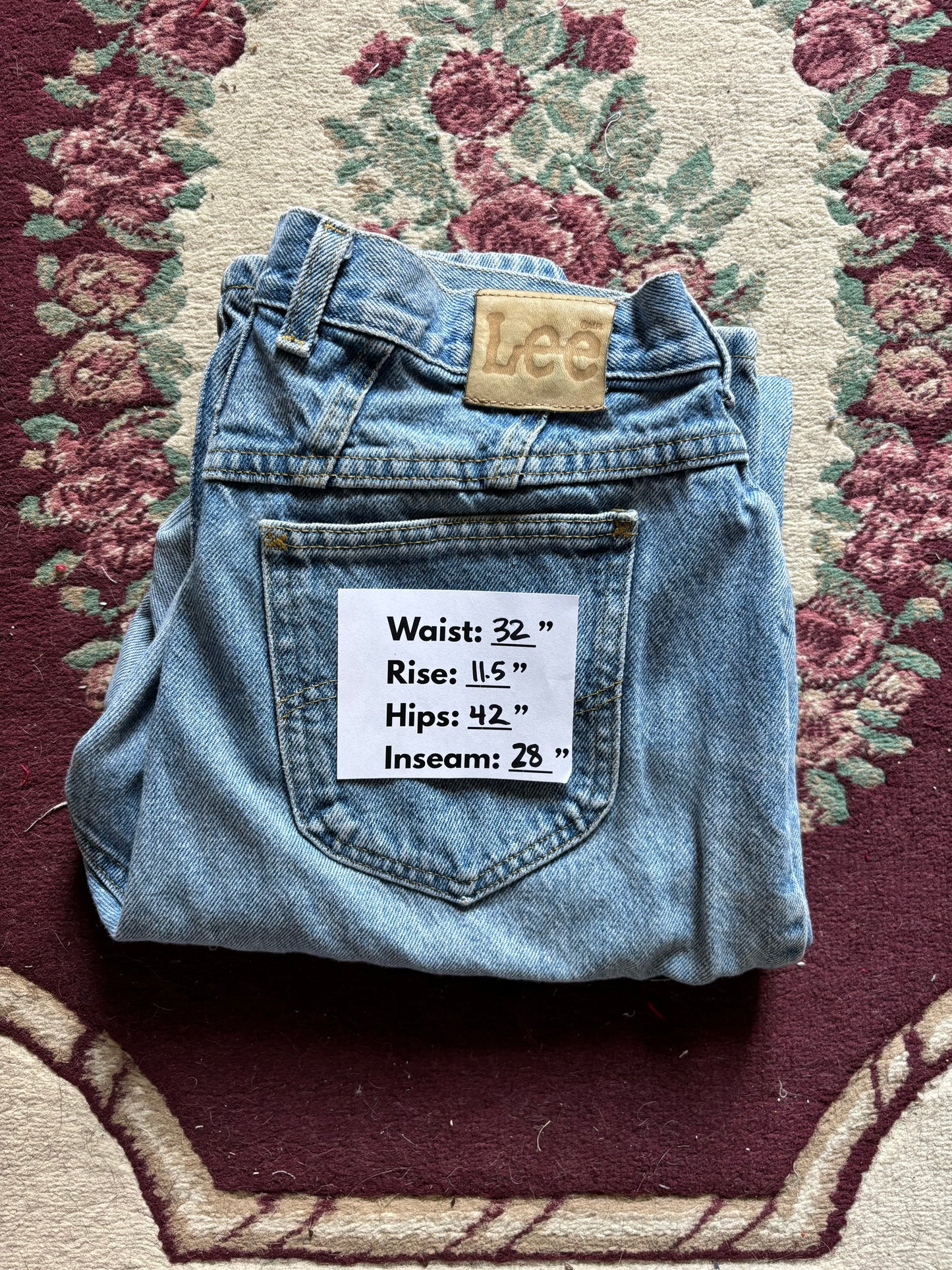 (32”) Lee Jeans