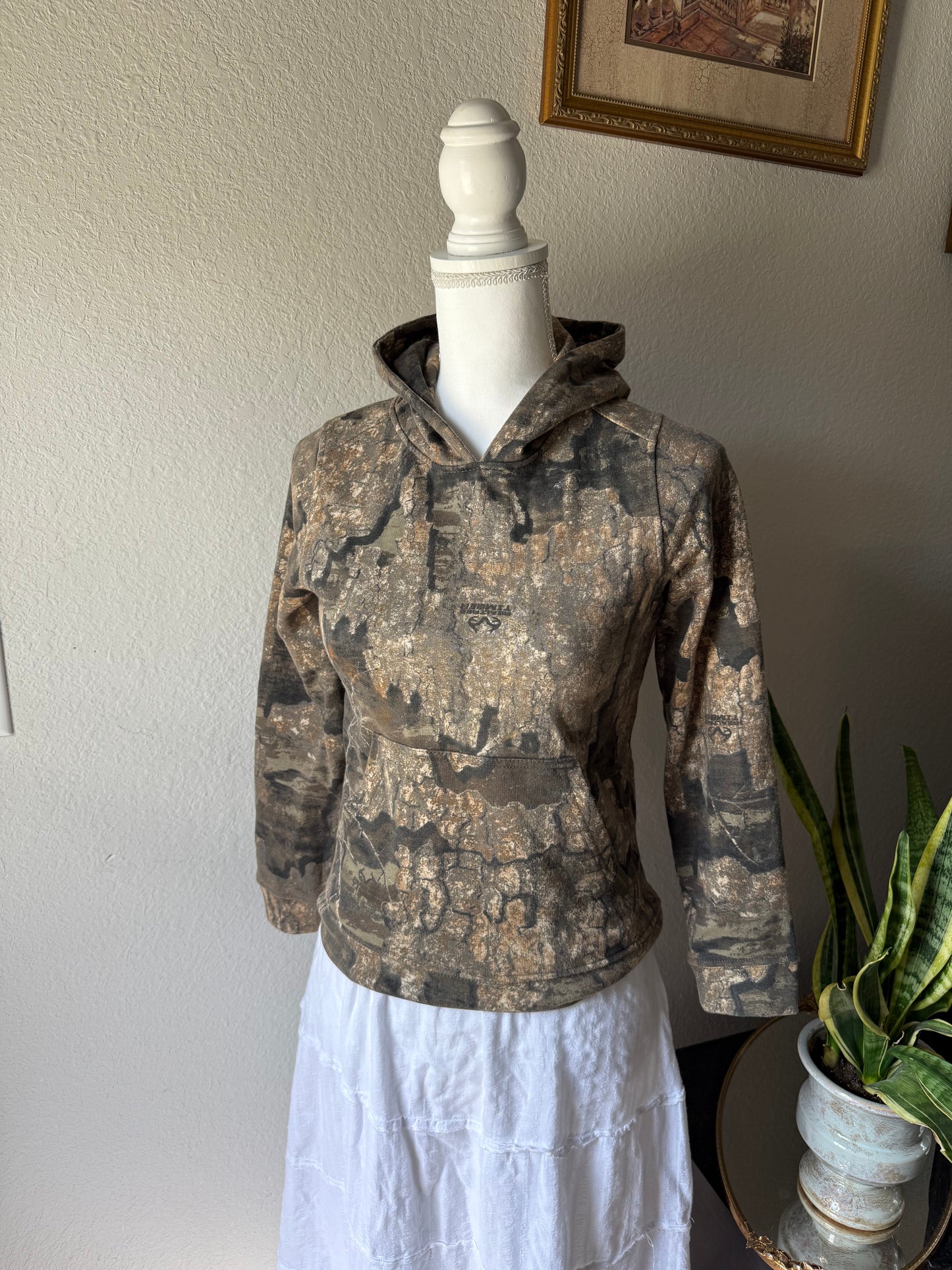 XS - Camo Hoodie (Youth Large)