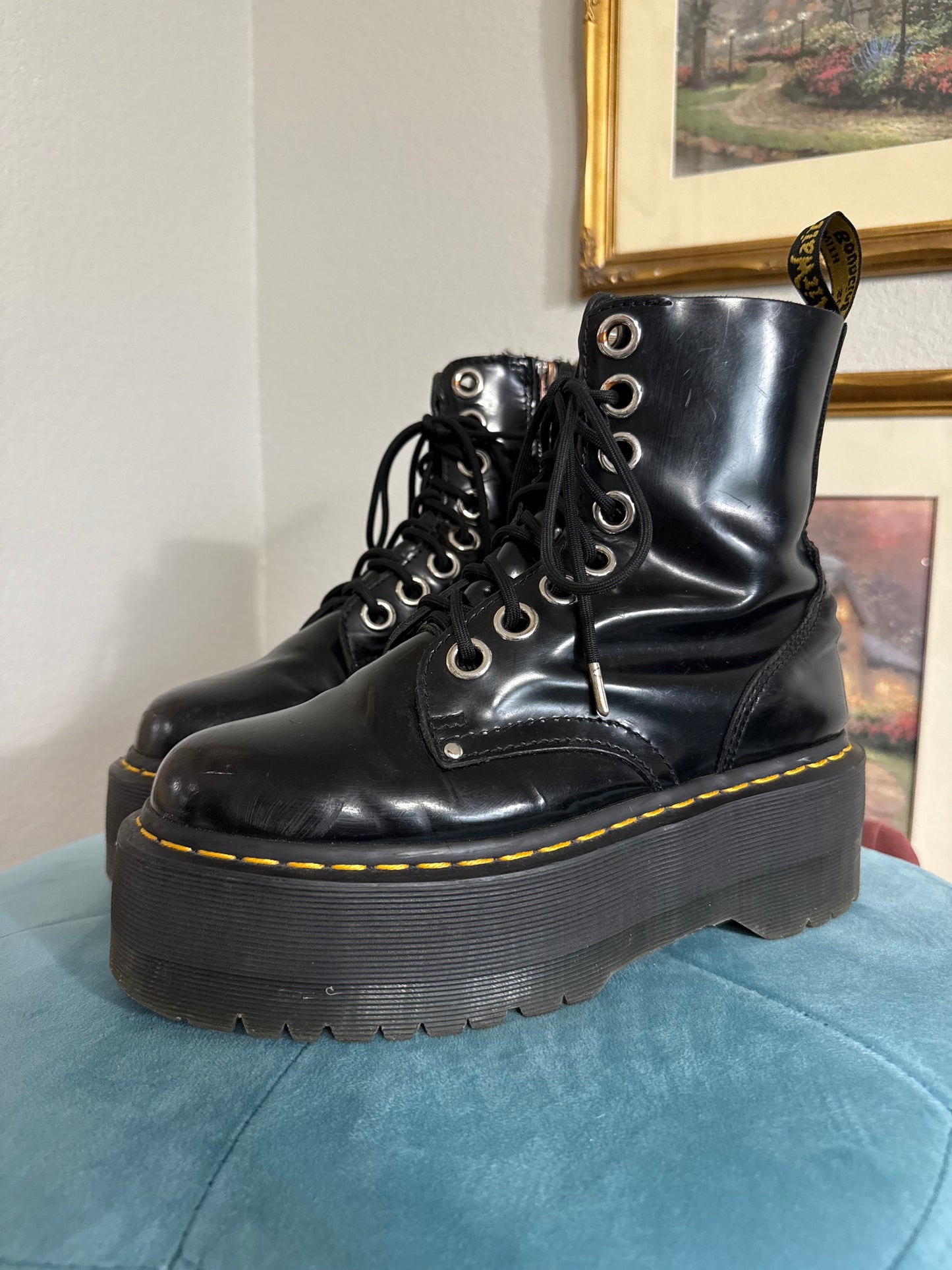 Dr. Martens Black Jadon Max