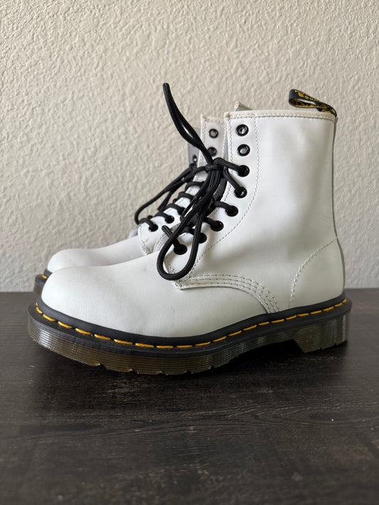 White 1460