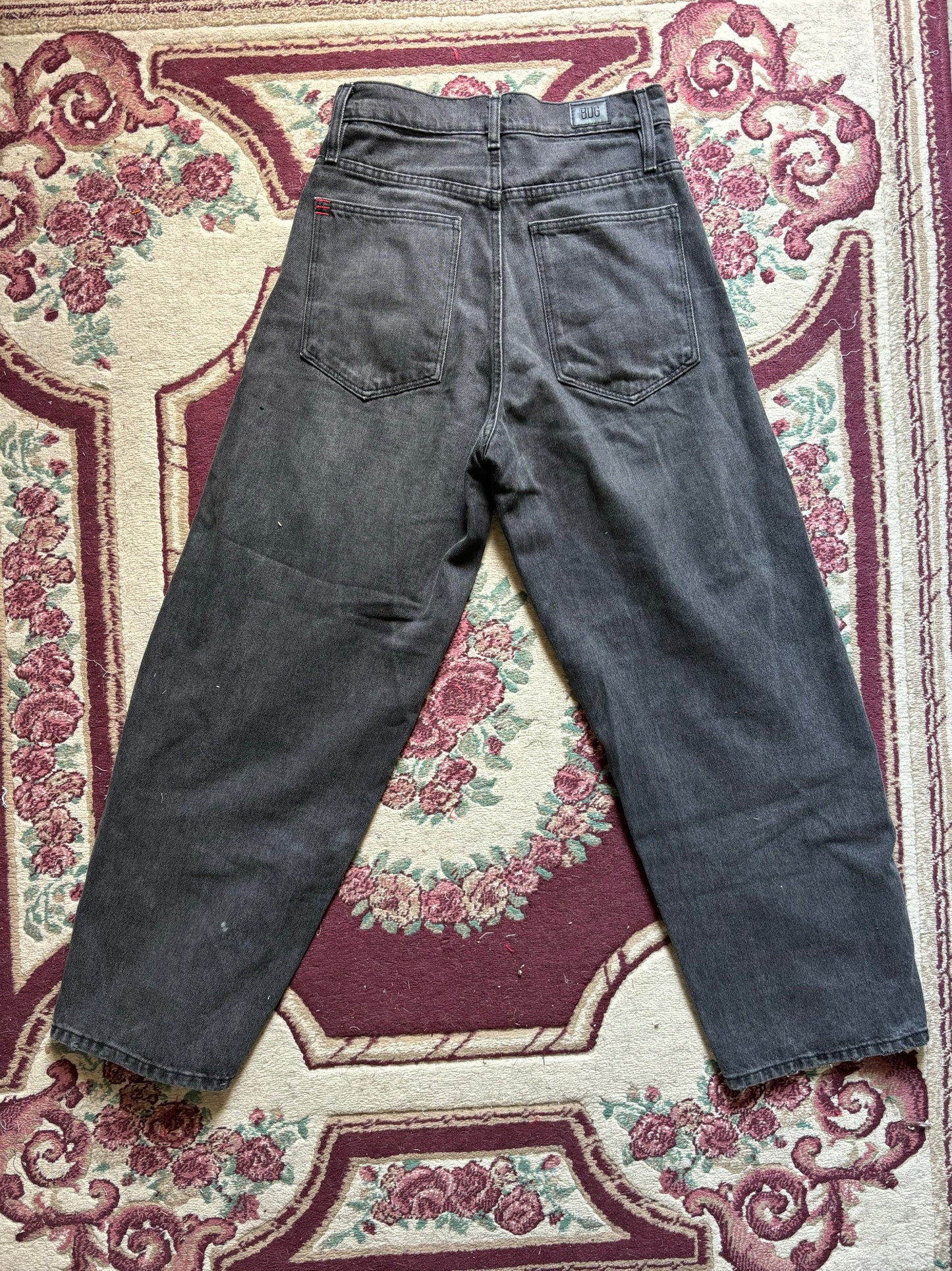 (28”) BDG Jeans