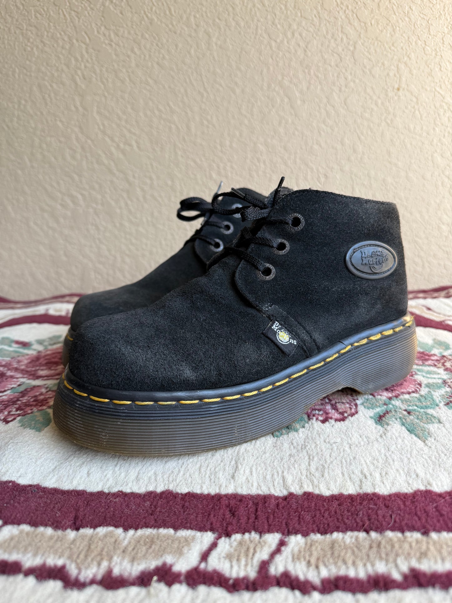 Vintage Suede 8352