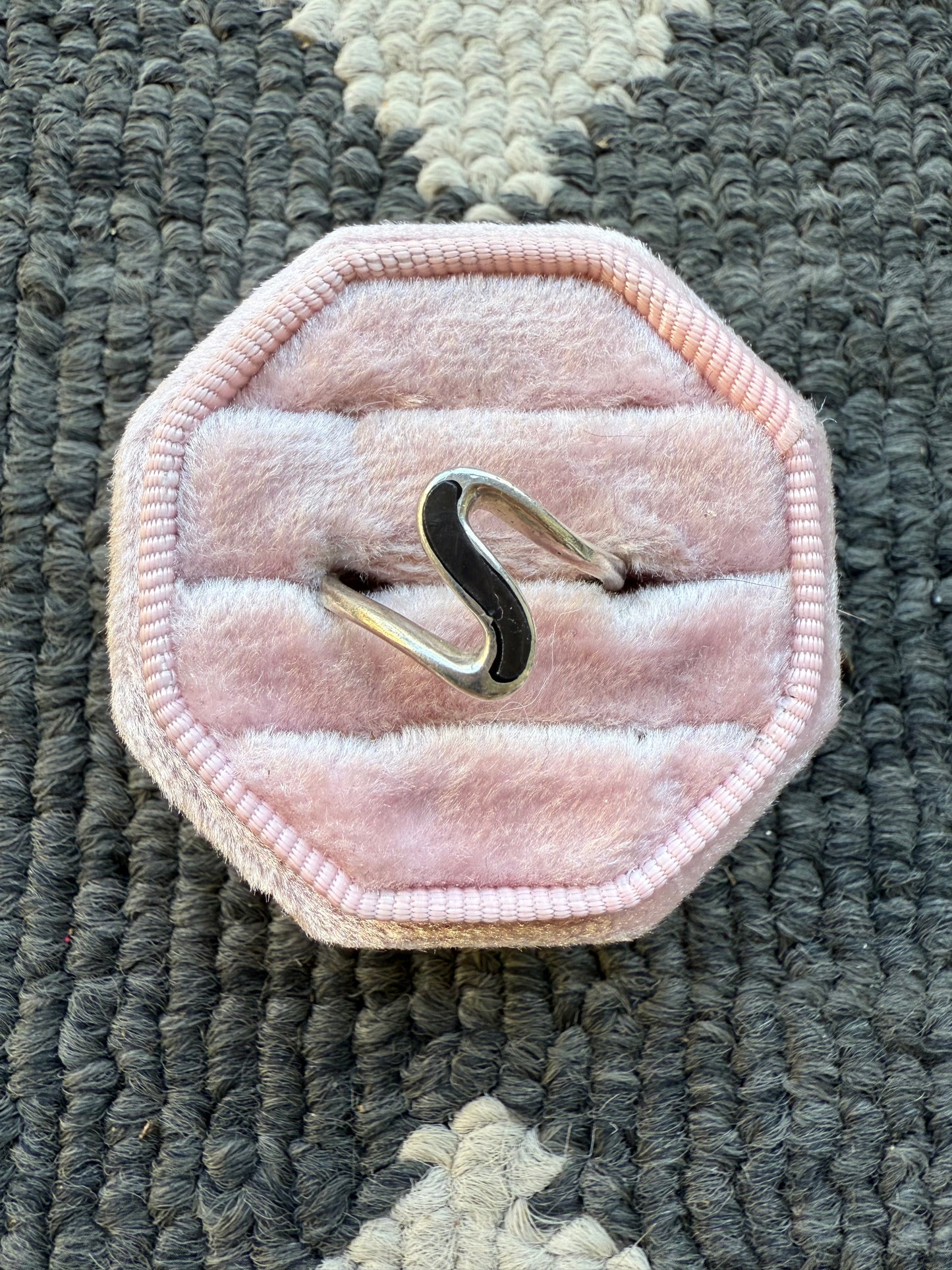 Sterling Black Wavy Ring (7.5)