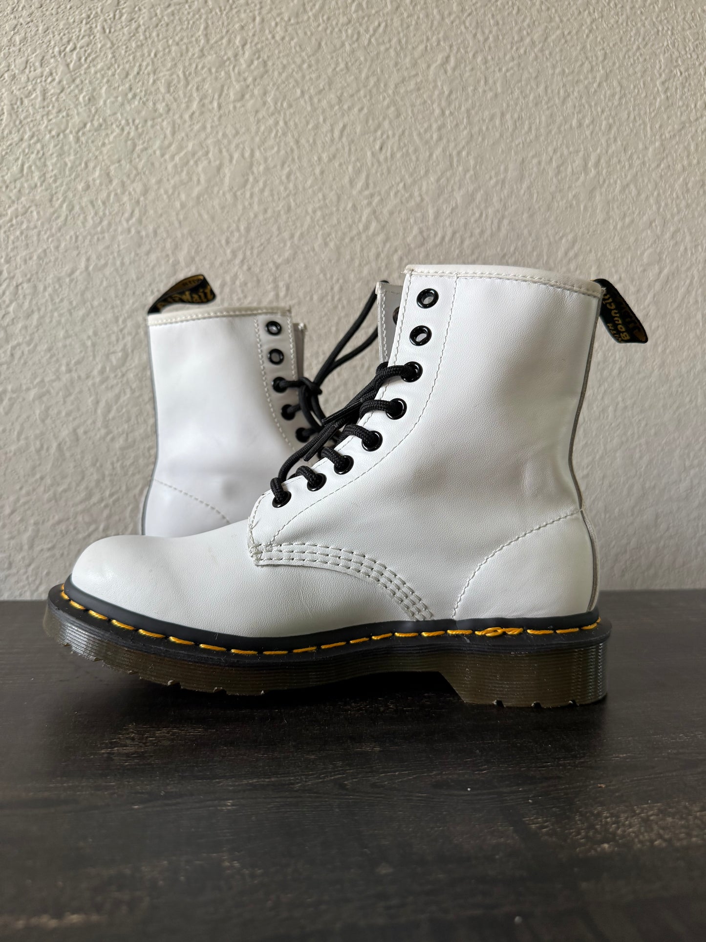 White 1460