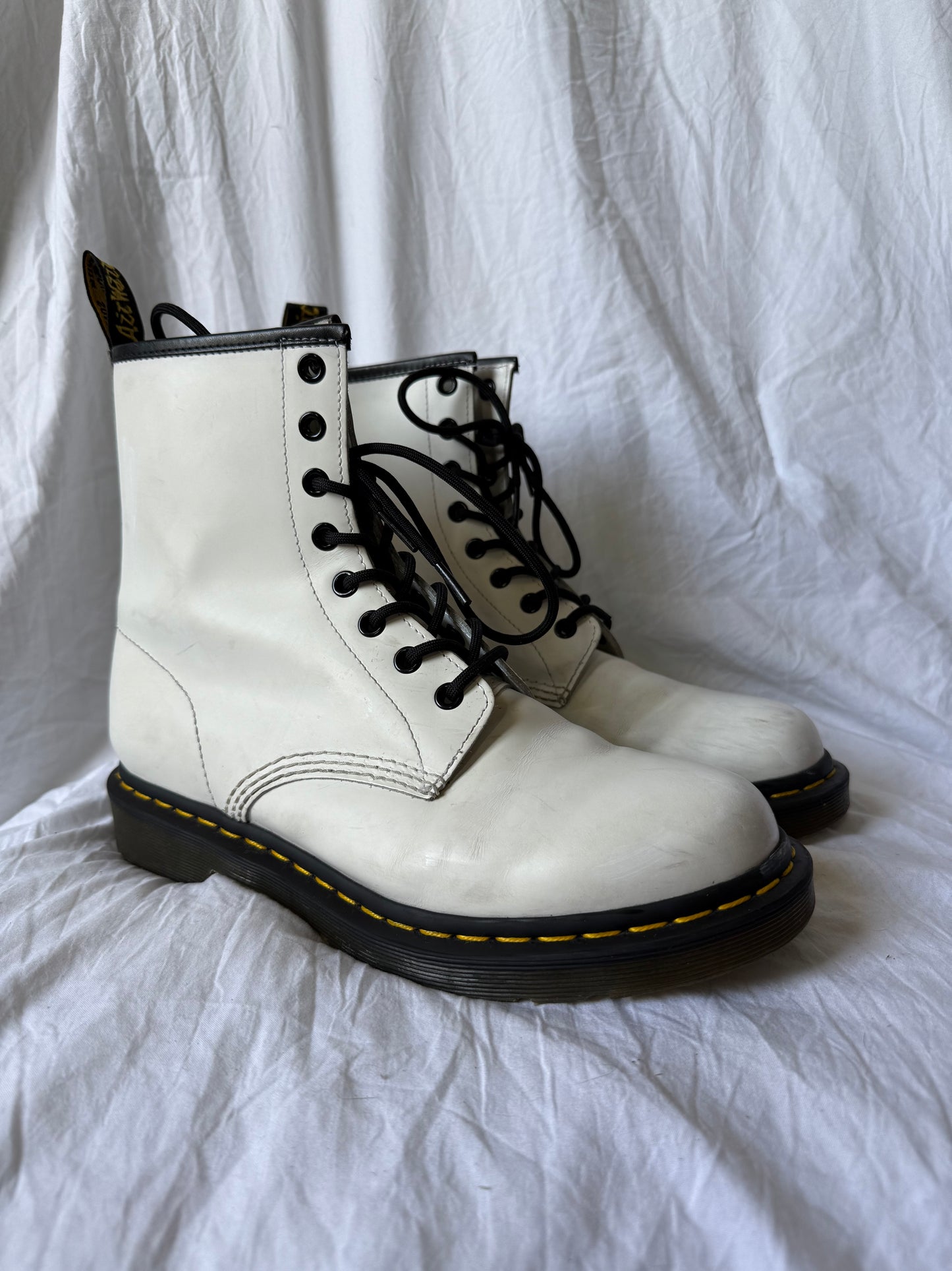 White 1460