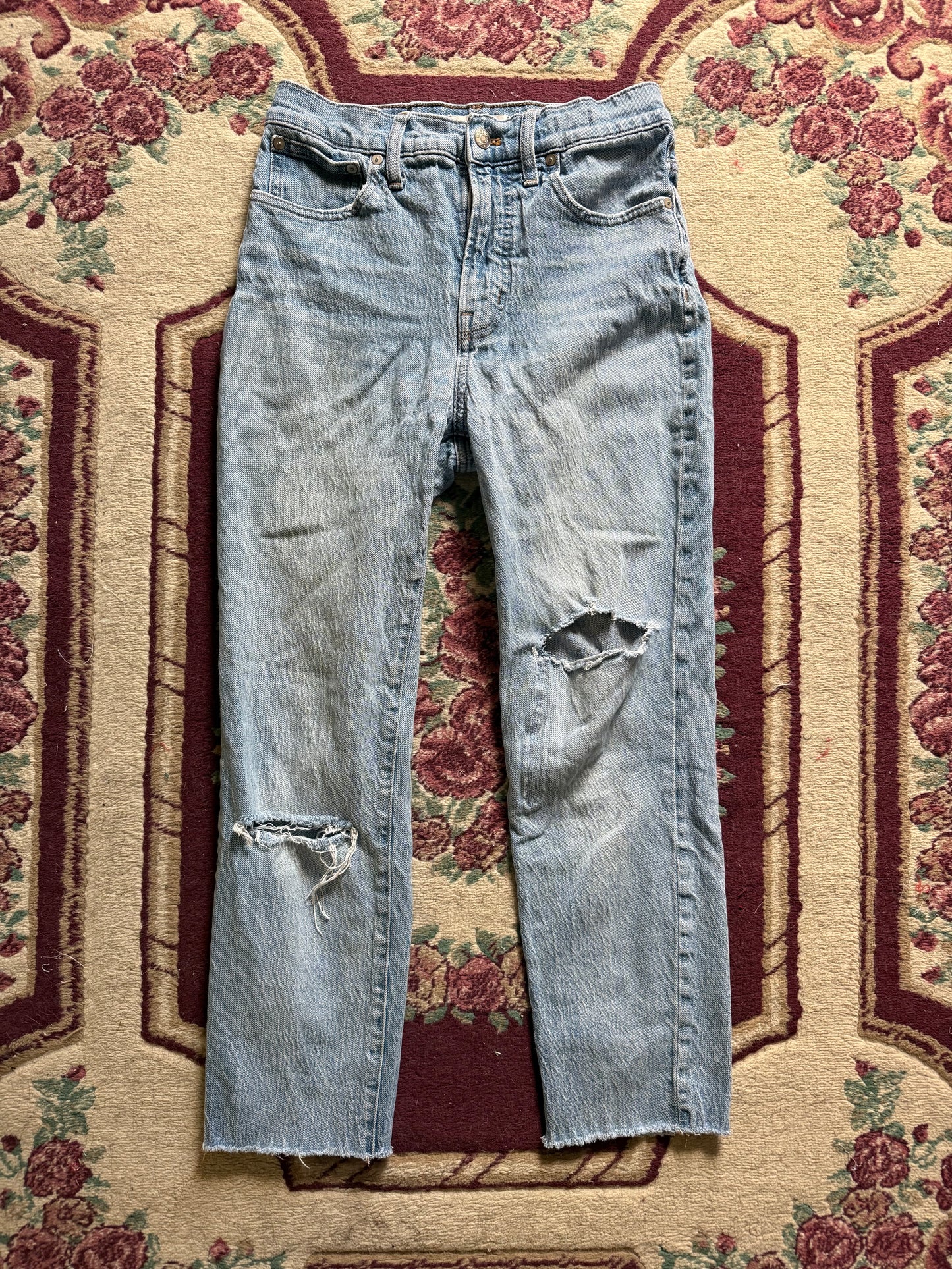 27” Distressed Madewell