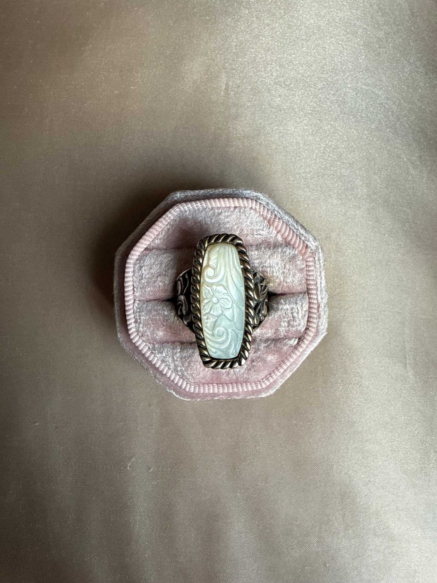 Sterling Carolyn Pollack Carved Mother of Pearl Ring (7)