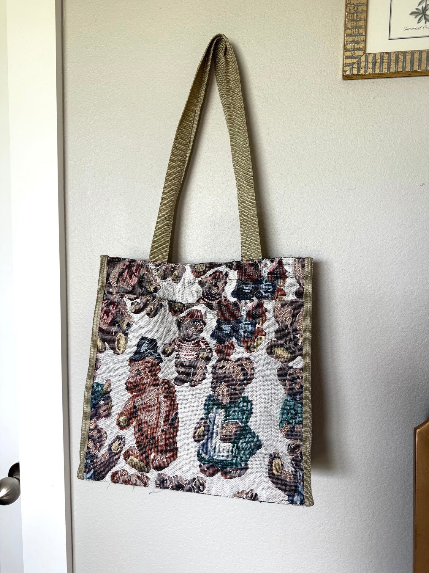 Teddy Bear Tapestry Vintage Tote Bag