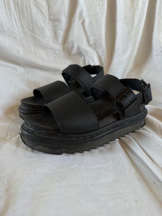 Voss Sandals