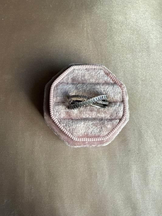 Sterling IBB Crossed Ring (8)