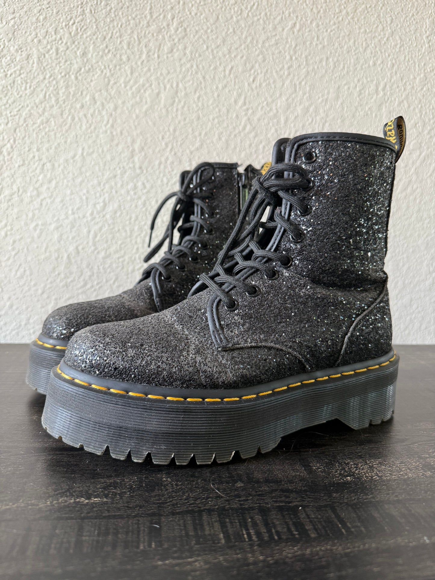 Glitter Jadon