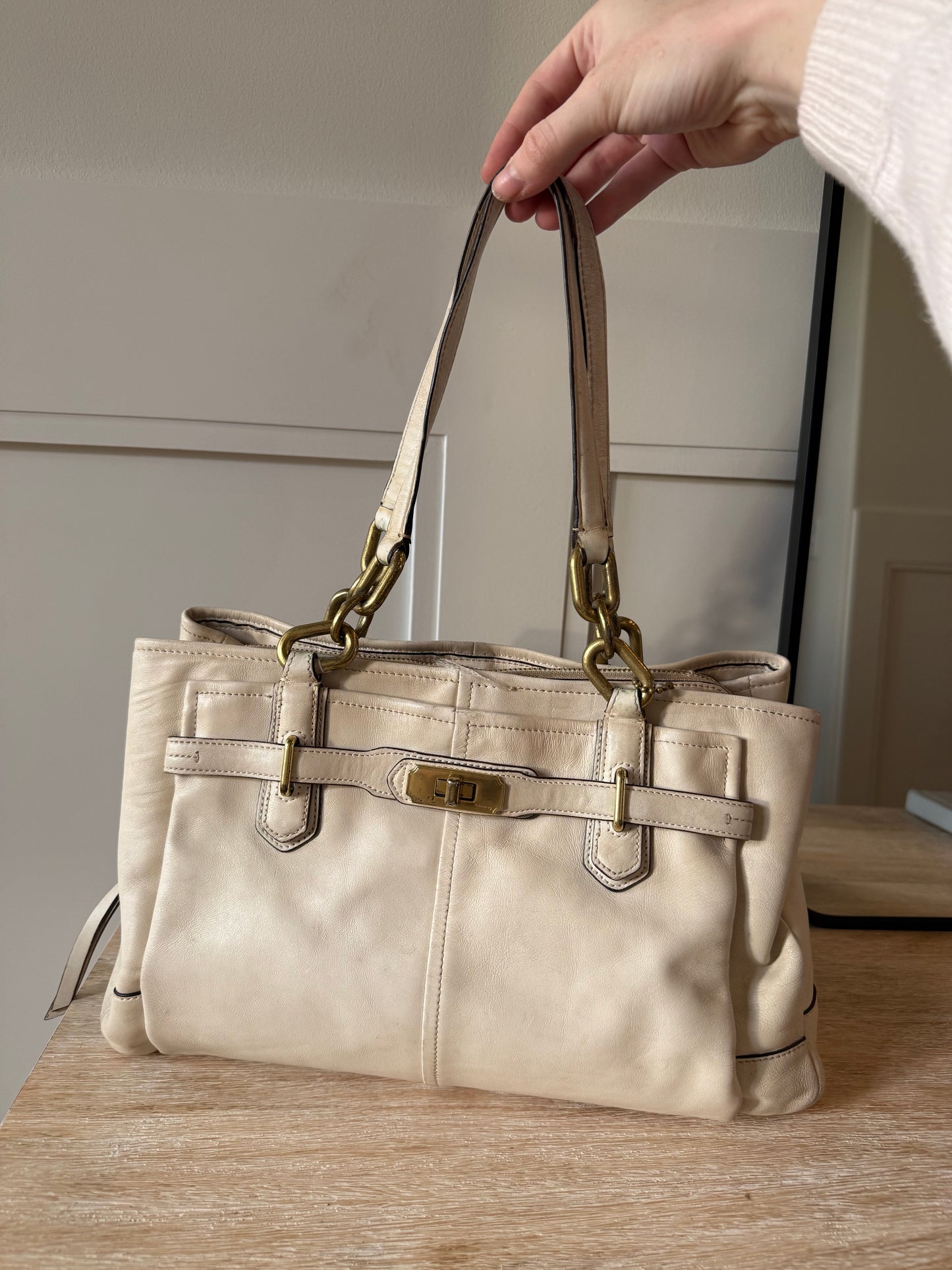 Coach White Chelsea Jayden