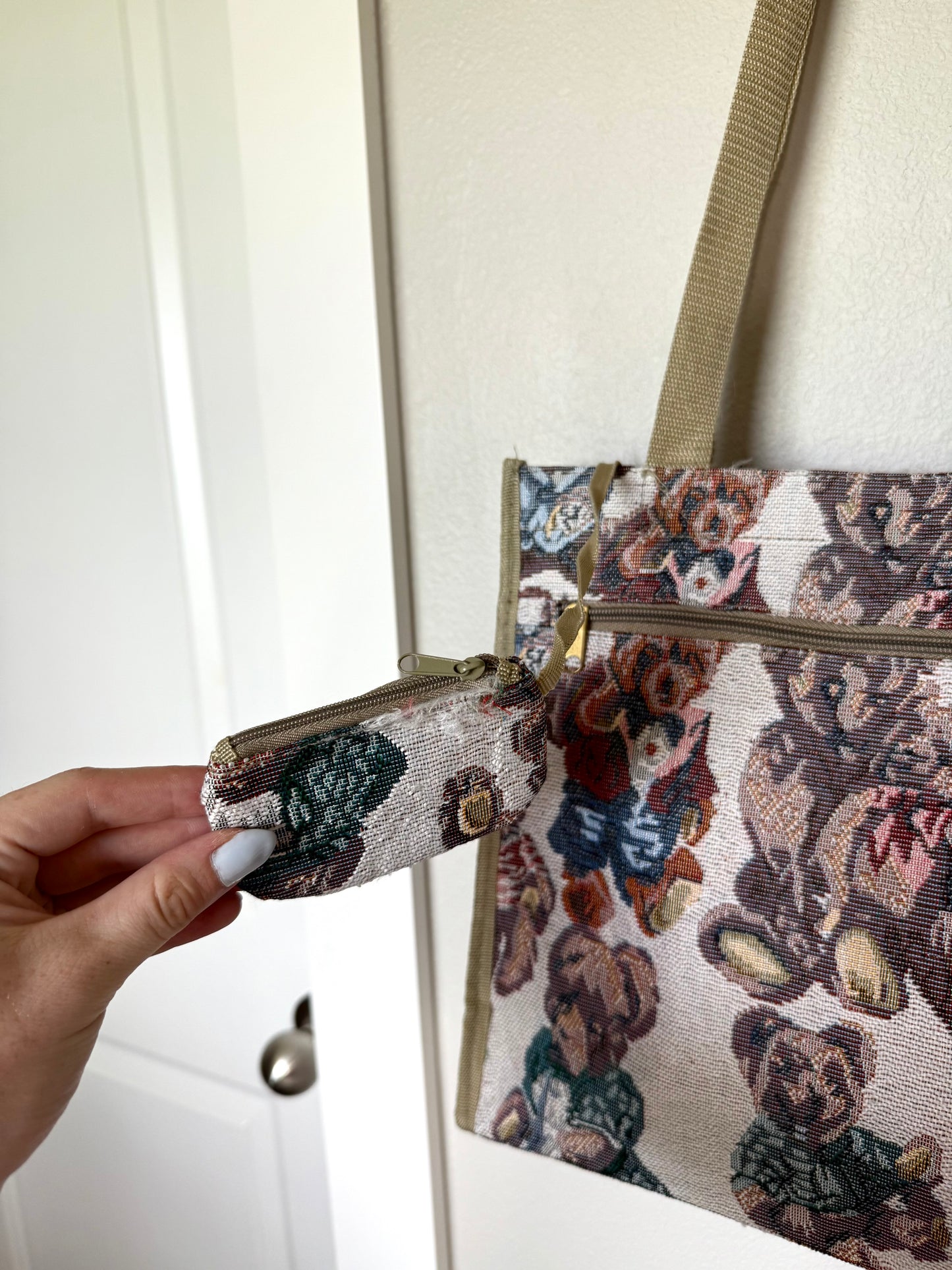 Teddy Bear Tapestry Vintage Tote Bag