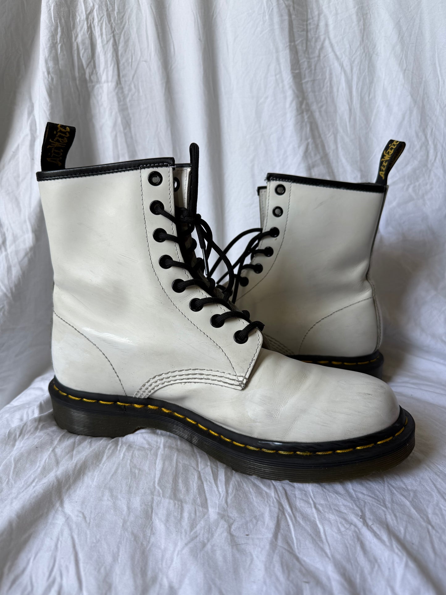 White 1460
