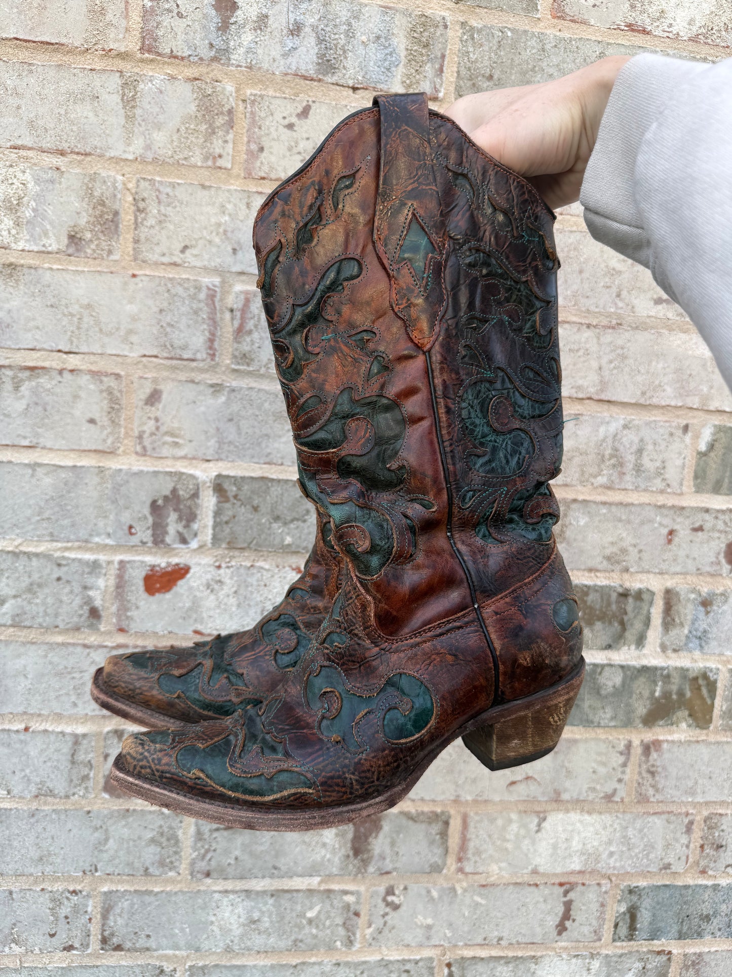 Corral Teal Underlay